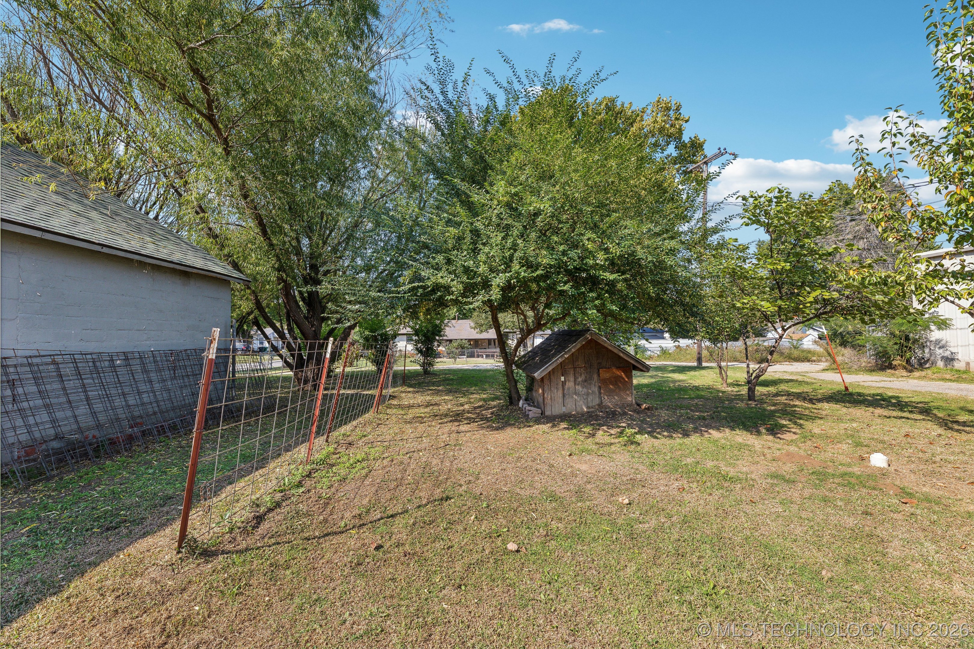 1424 S Main Street Property Photo 37