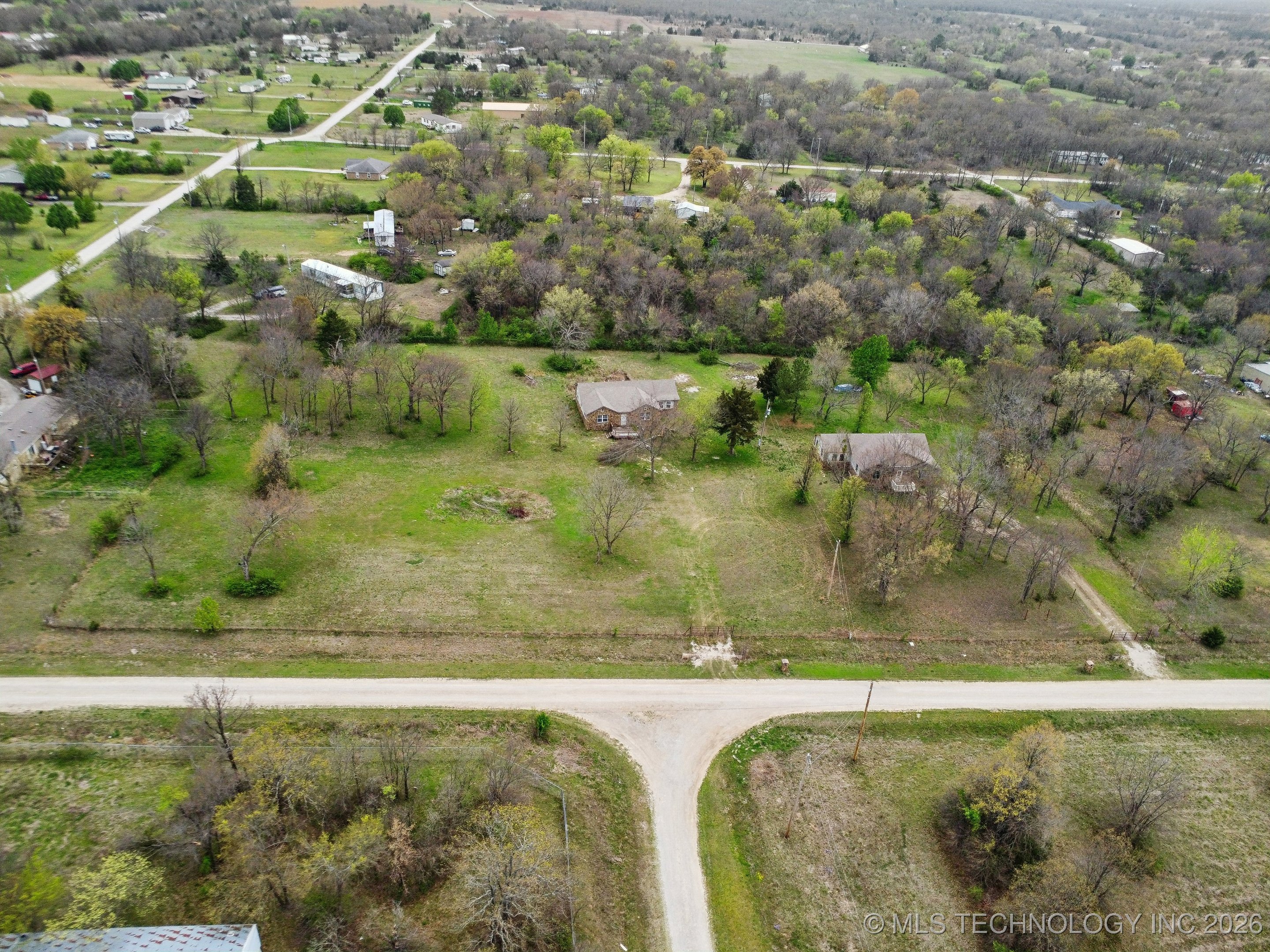 15338 S Brewster Road Property Photo 6