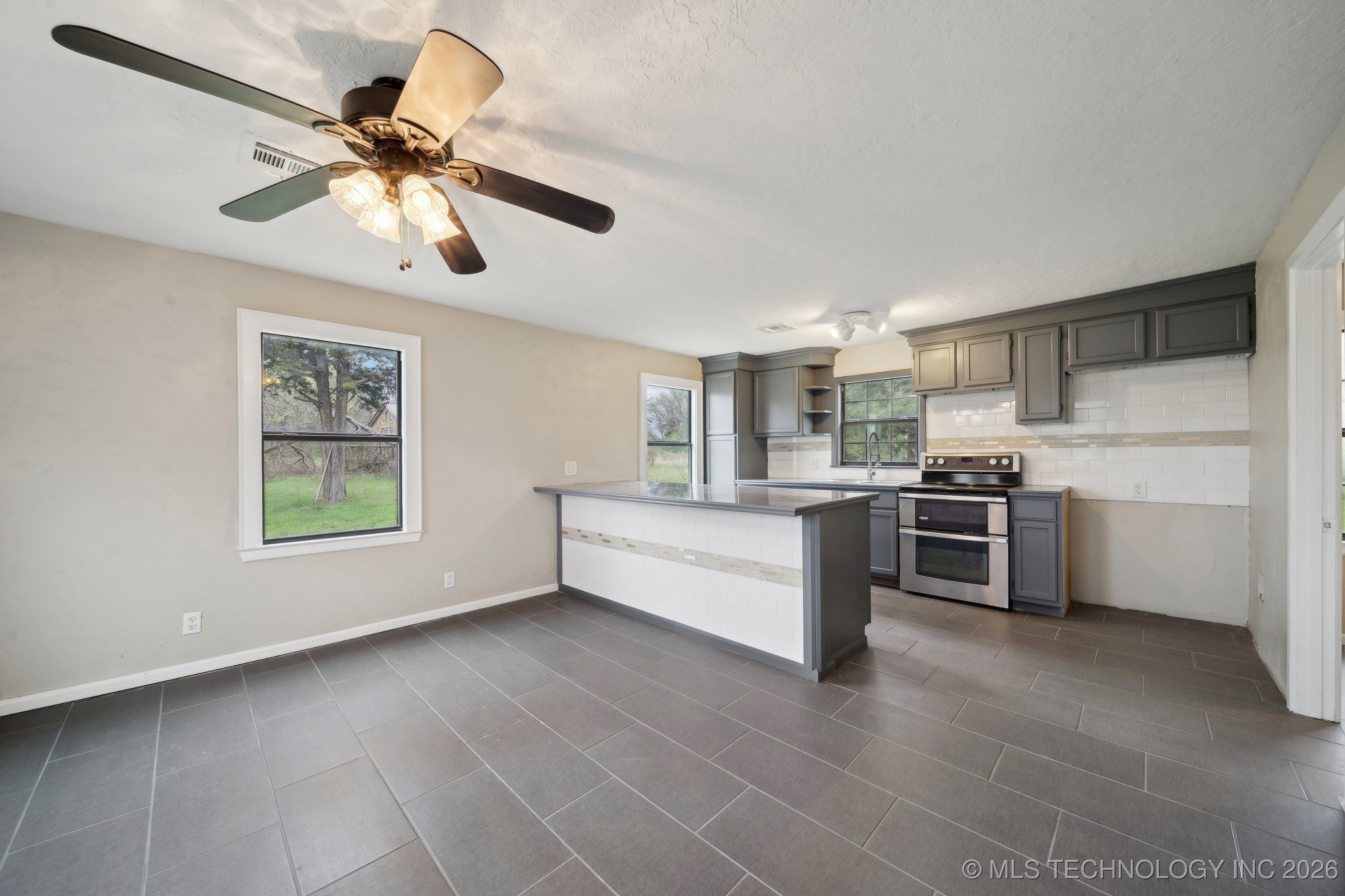 15338 S Brewster Road Property Photo 17