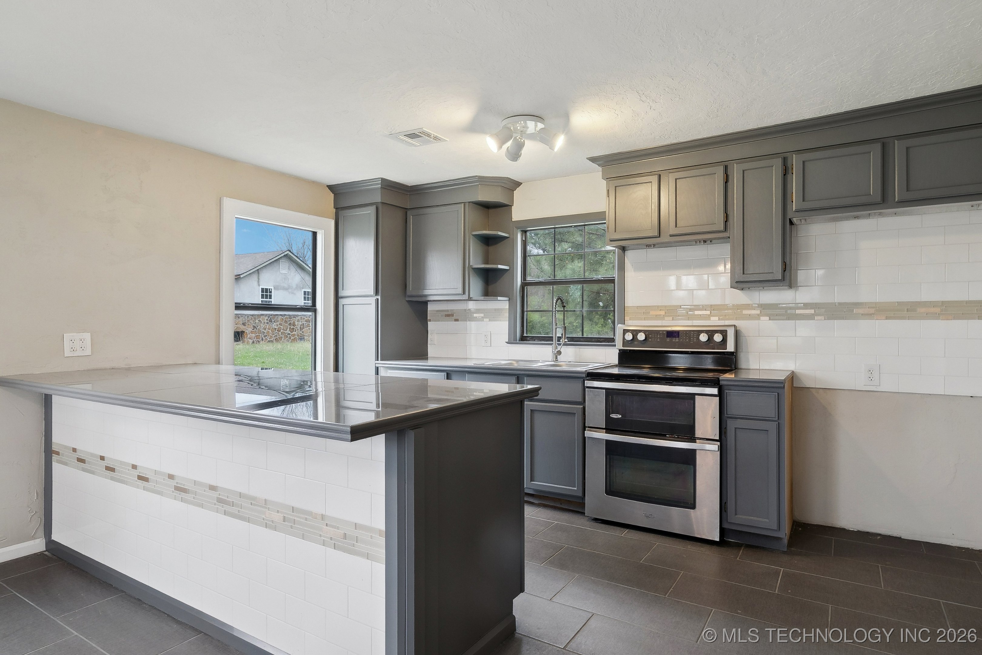 15338 S Brewster Road Property Photo 18