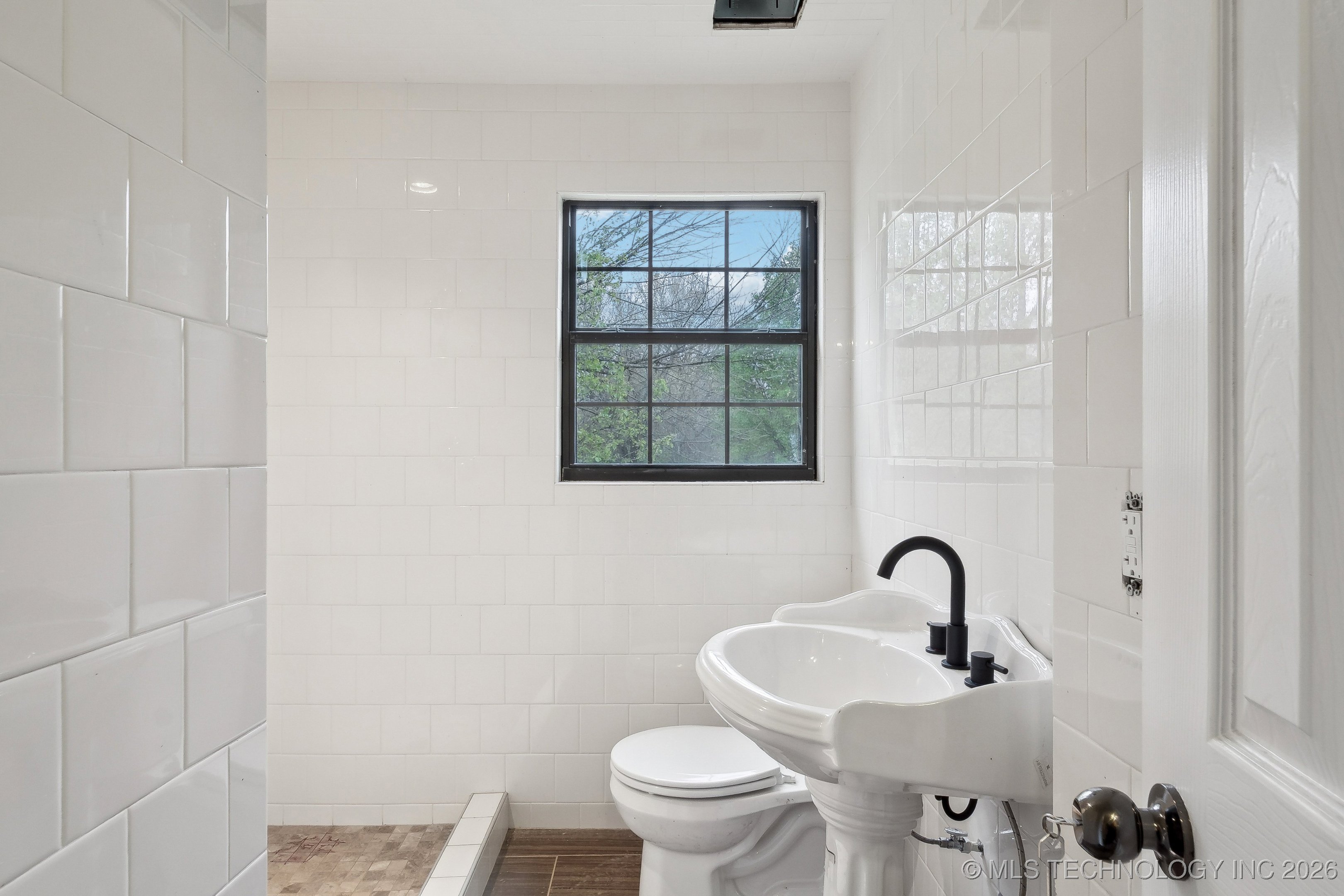 15338 S Brewster Road Property Photo 24