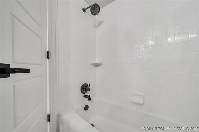 1217 E Hartford Street Property Photo 22
