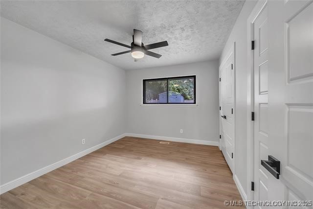 1217 E Hartford Street Property Photo 23