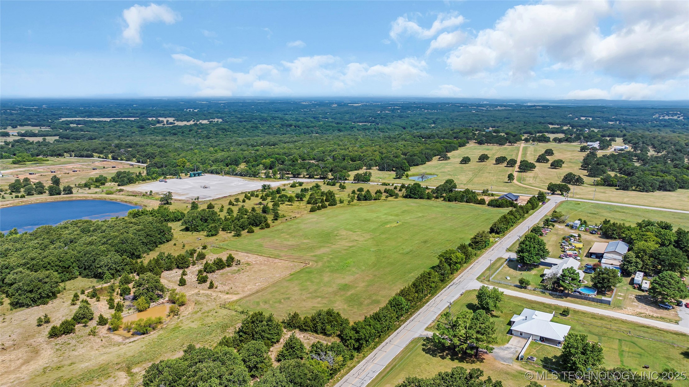 4 Grandview Property Photo 4