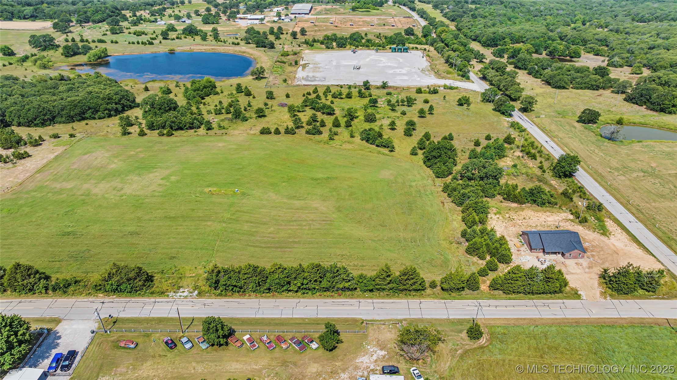 6 Grandview Property Photo 8