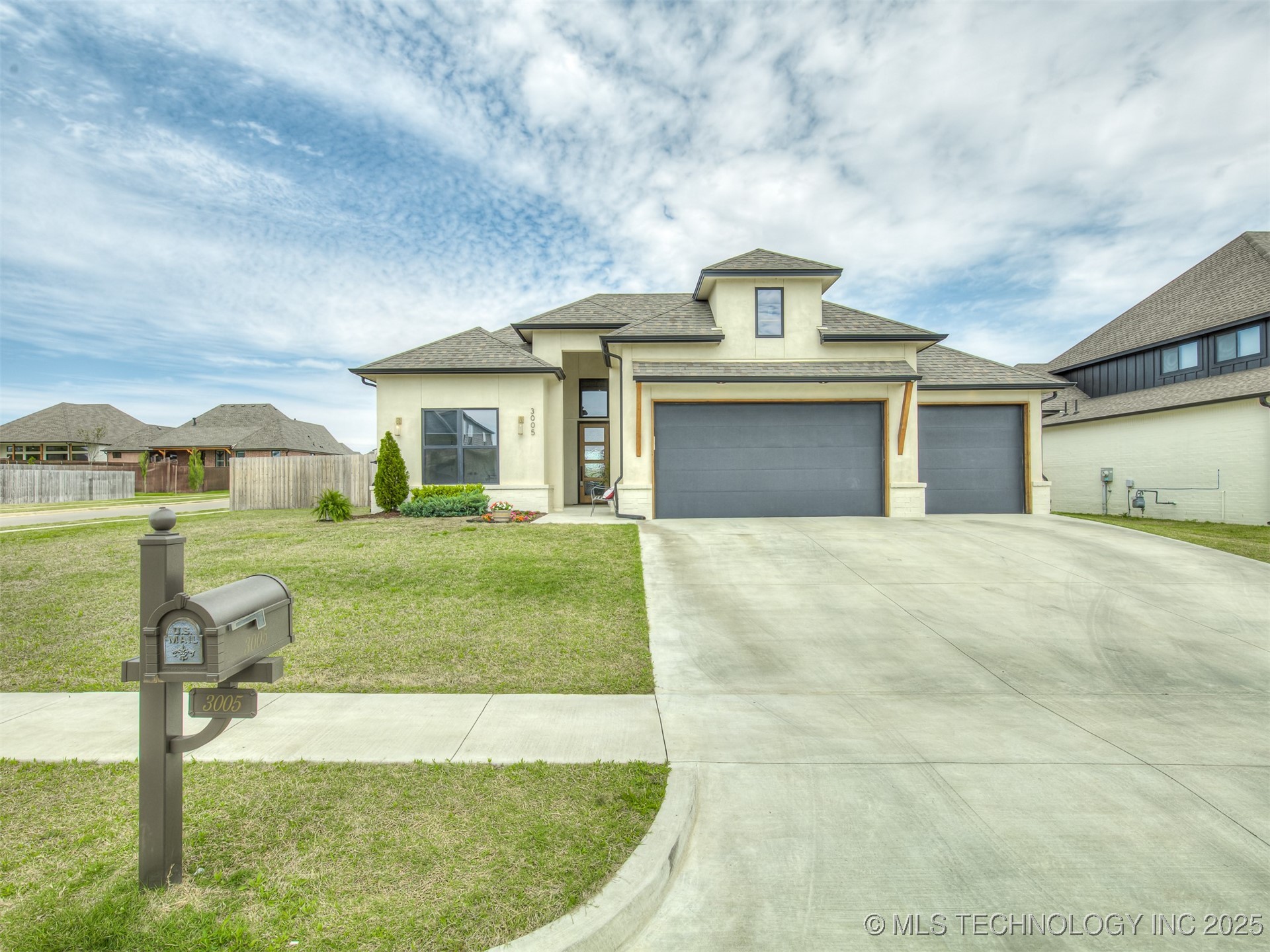 3005 E 146th Place S Property Photo 1