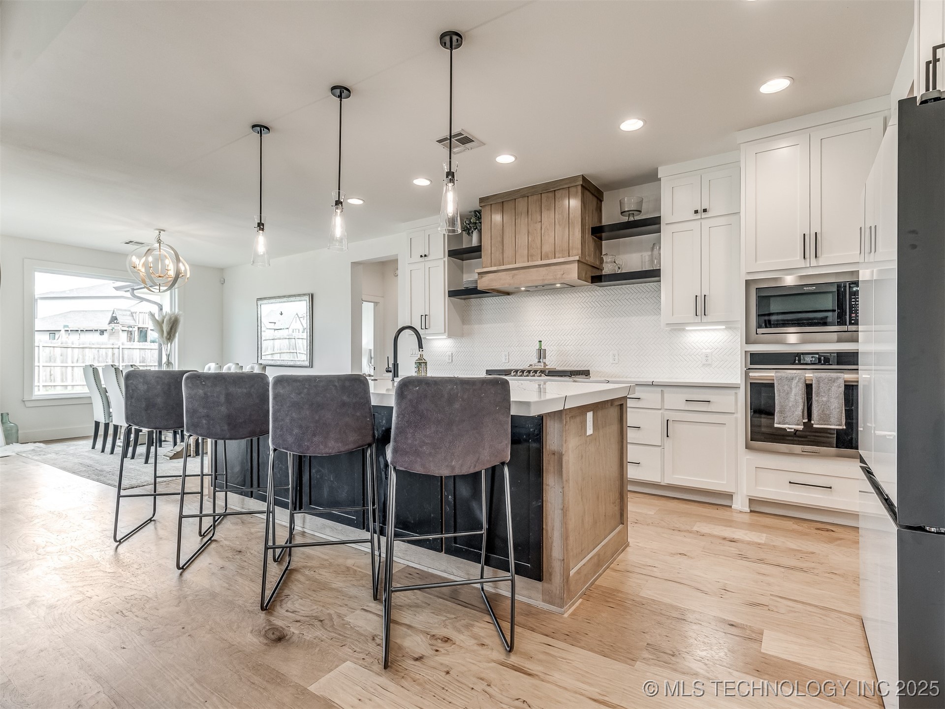 3005 E 146th Place S Property Photo 16