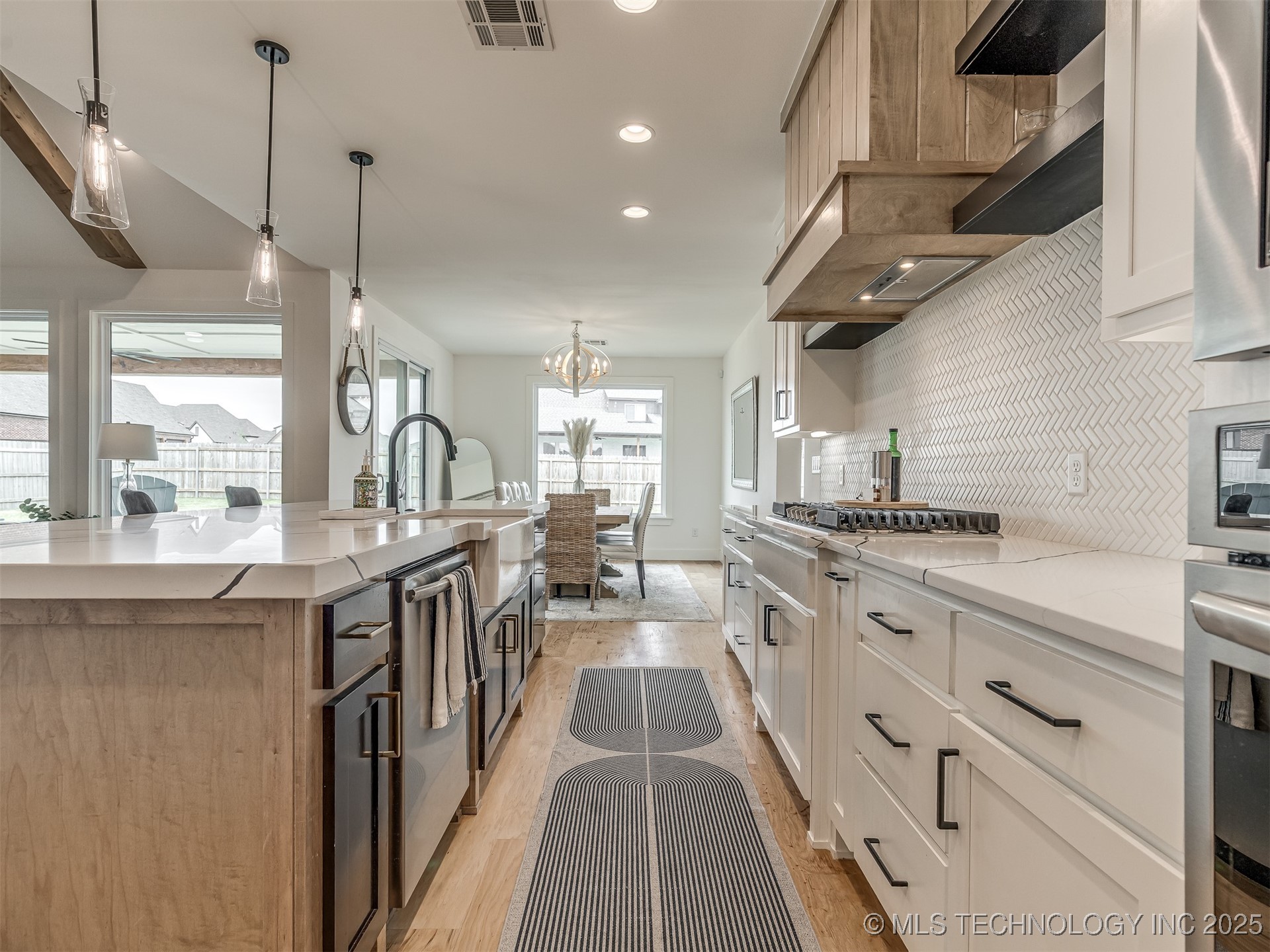 3005 E 146th Place S Property Photo 21