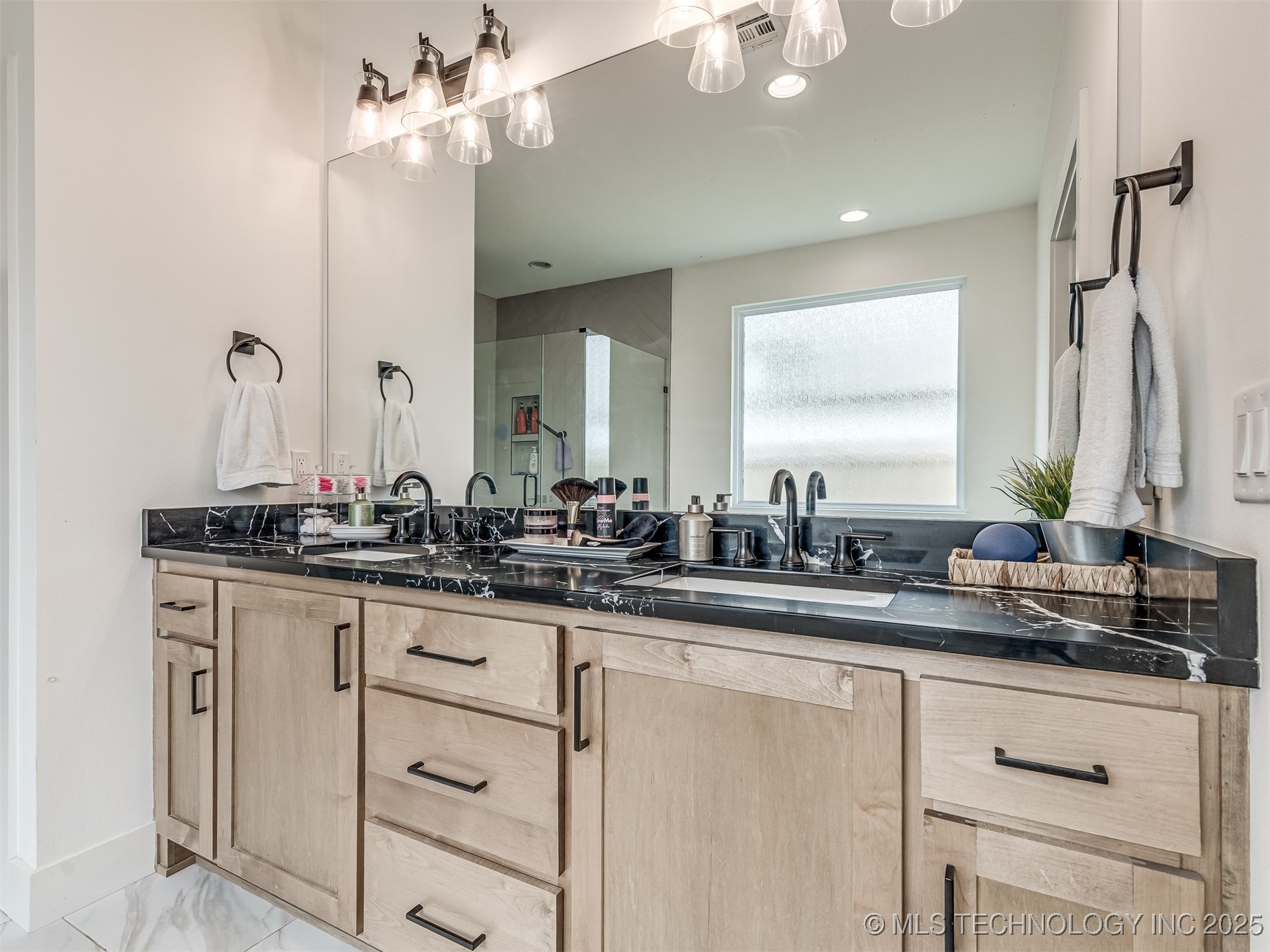 3005 E 146th Place S Property Photo 44