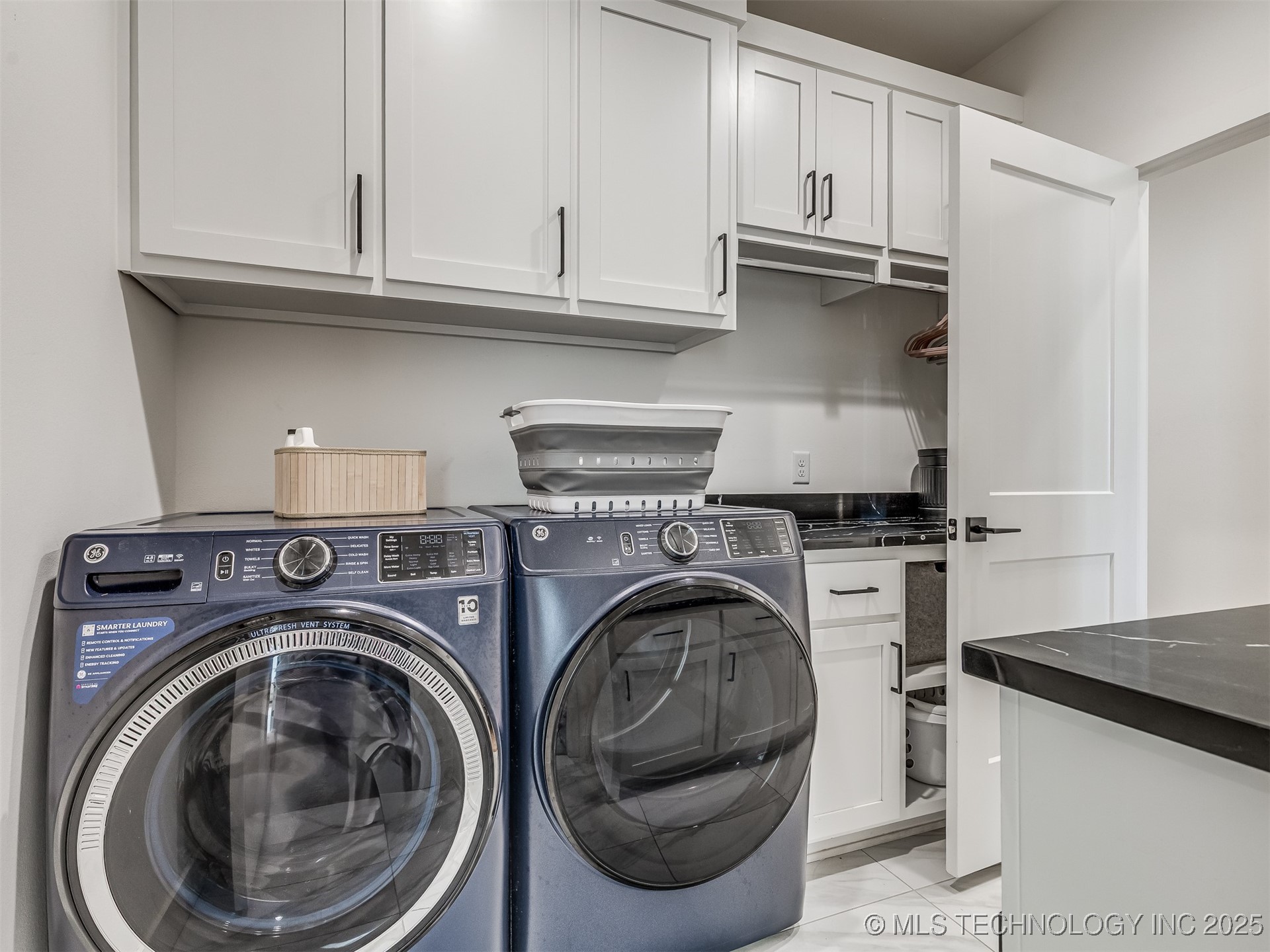 3005 E 146th Place S Property Photo 67