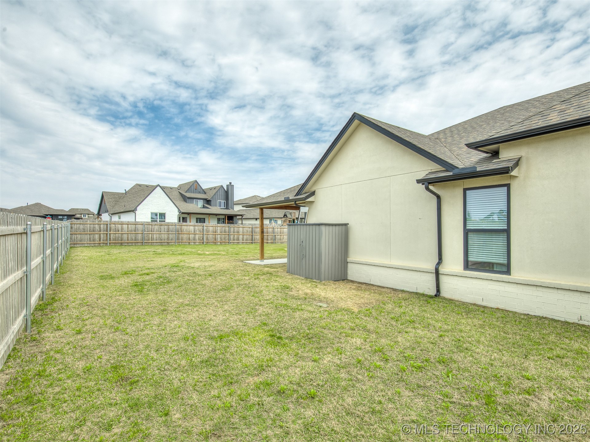 3005 E 146th Place S Property Photo 71