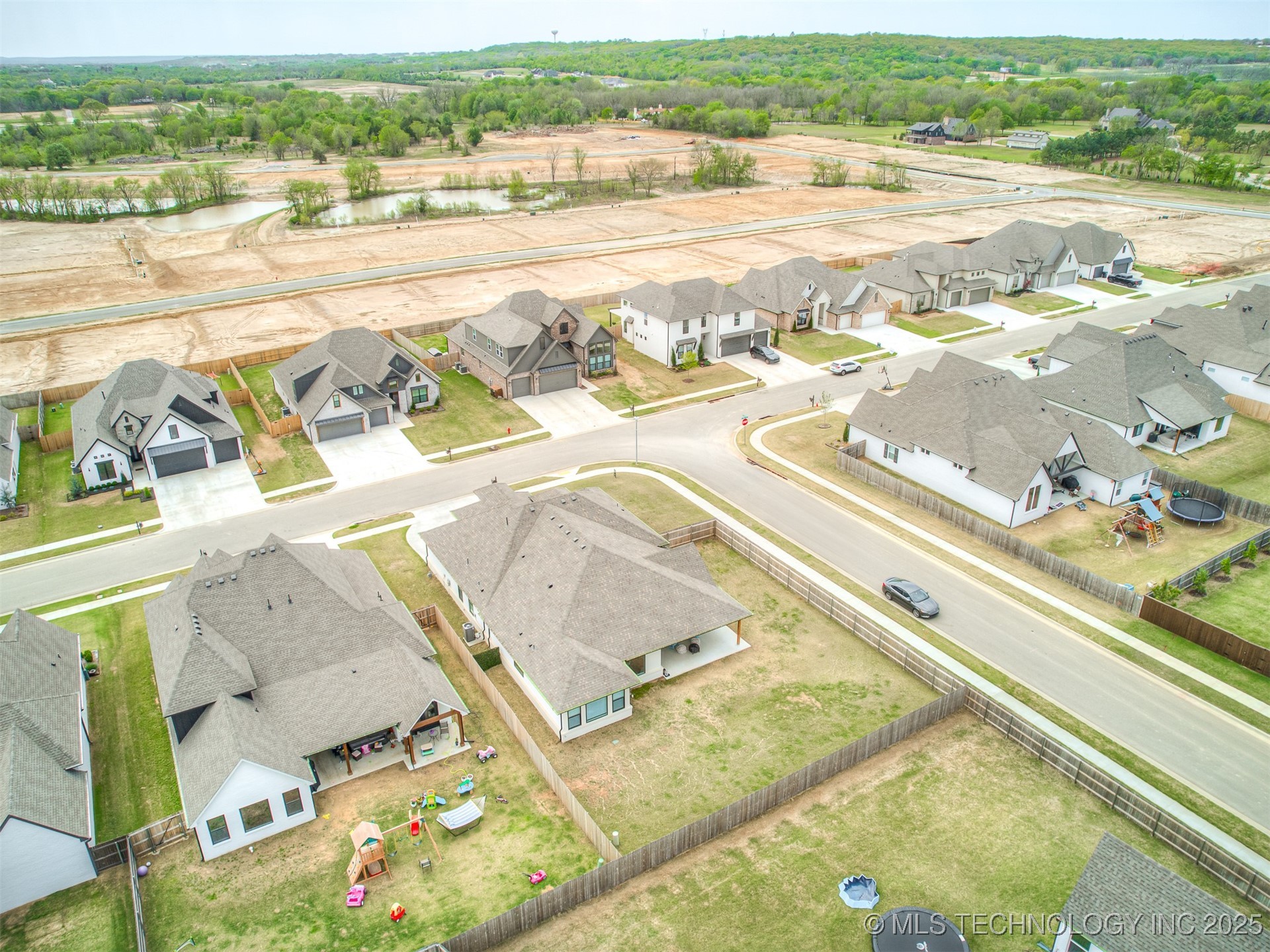 3005 E 146th Place S Property Photo 83