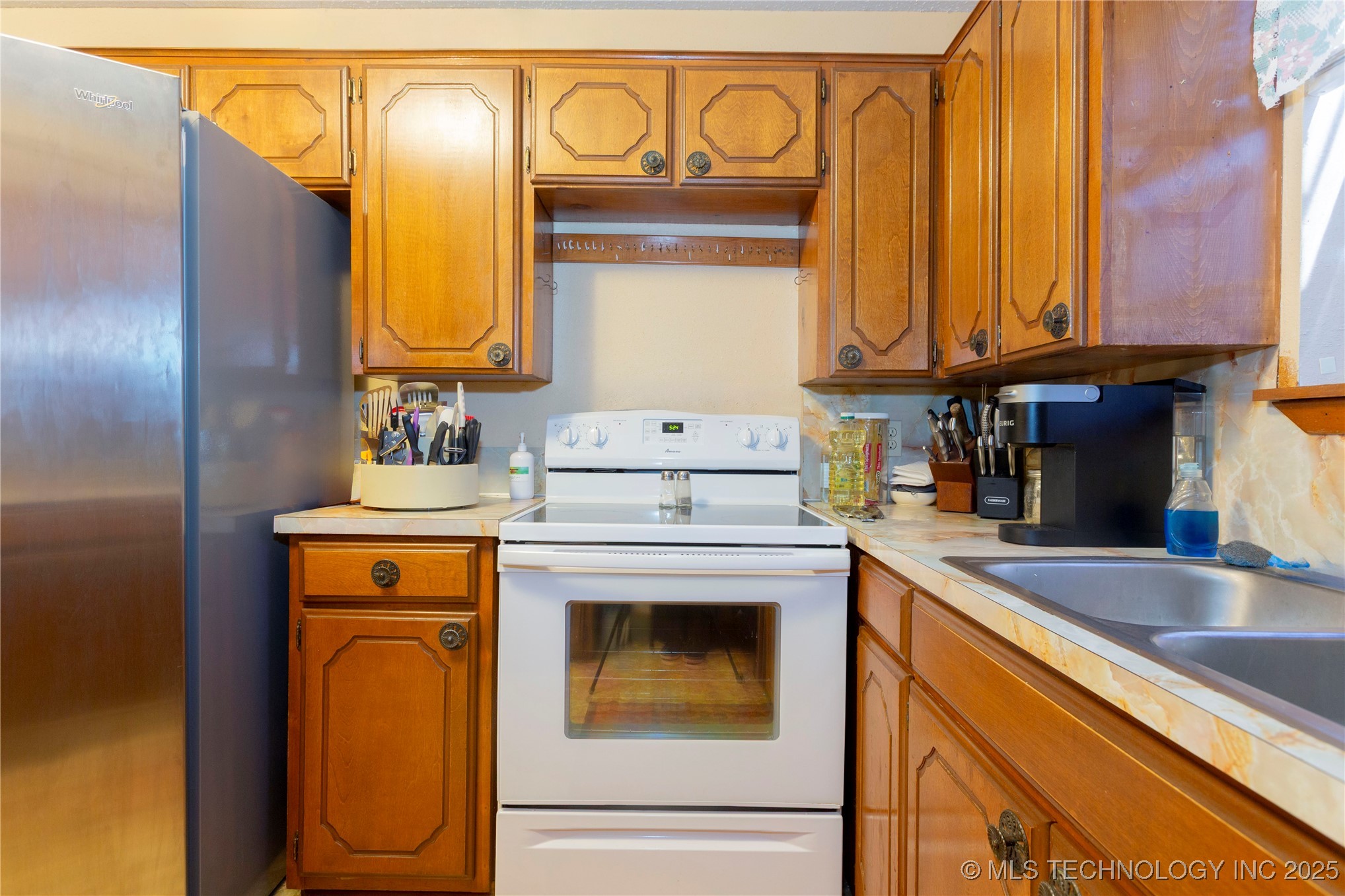 612 W Circle Drive Property Photo 13