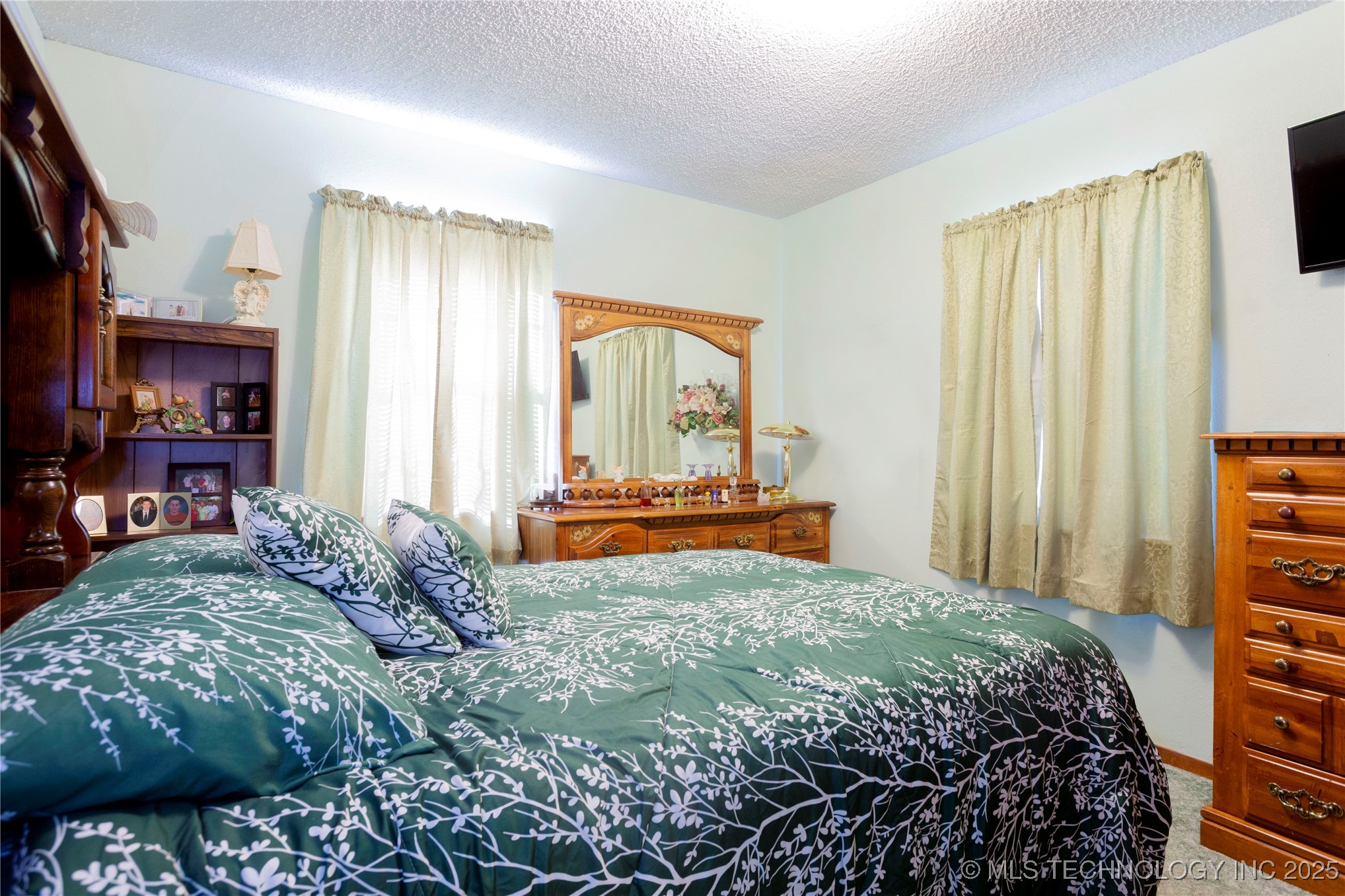 612 W Circle Drive Property Photo 22