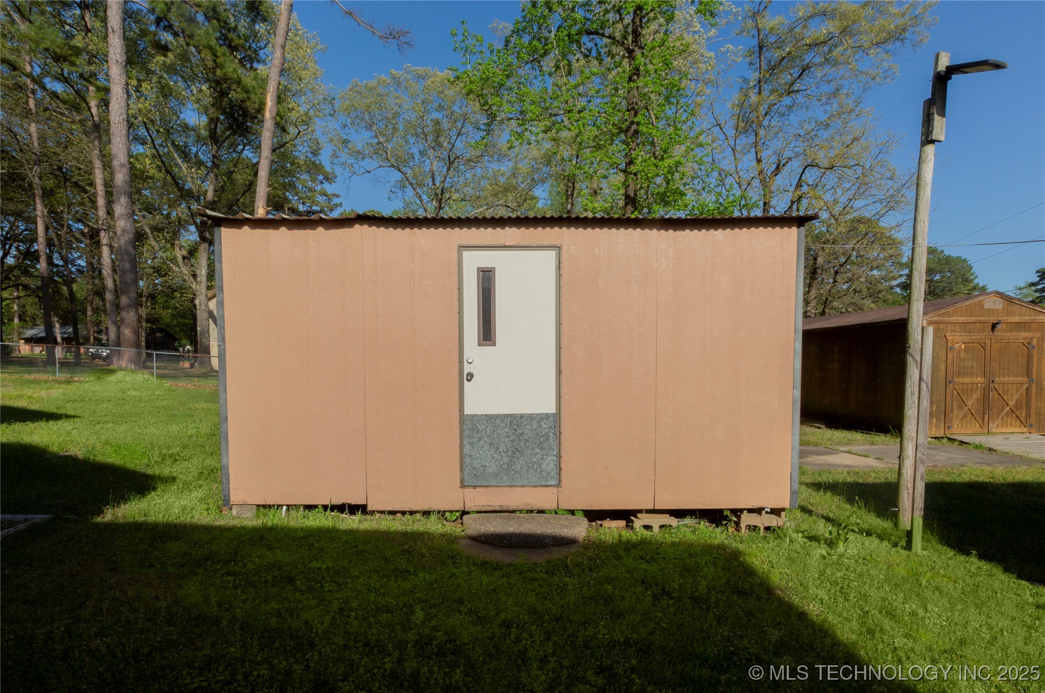 612 W Circle Drive Property Photo 33