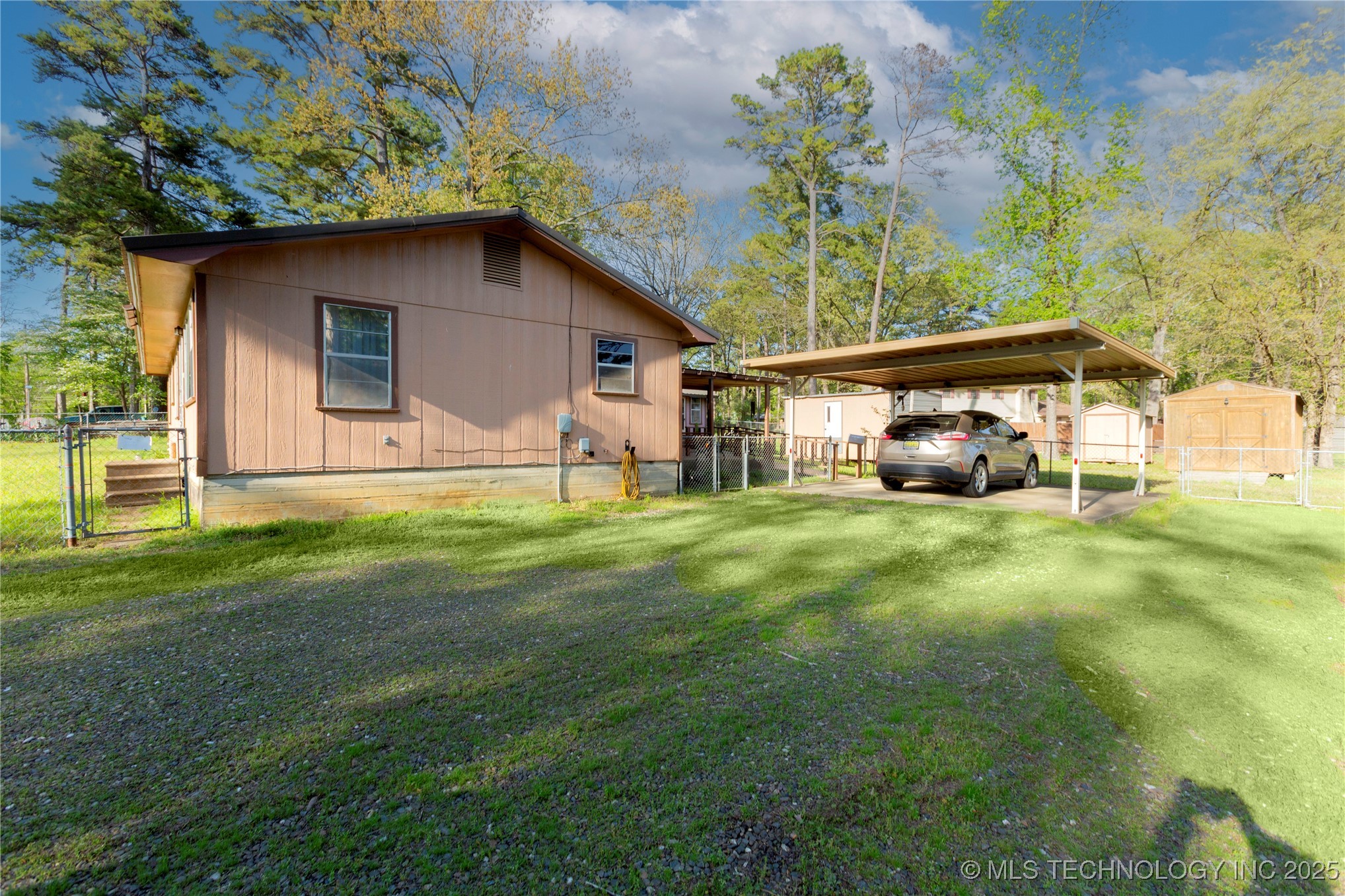 612 W Circle Drive Property Photo 34