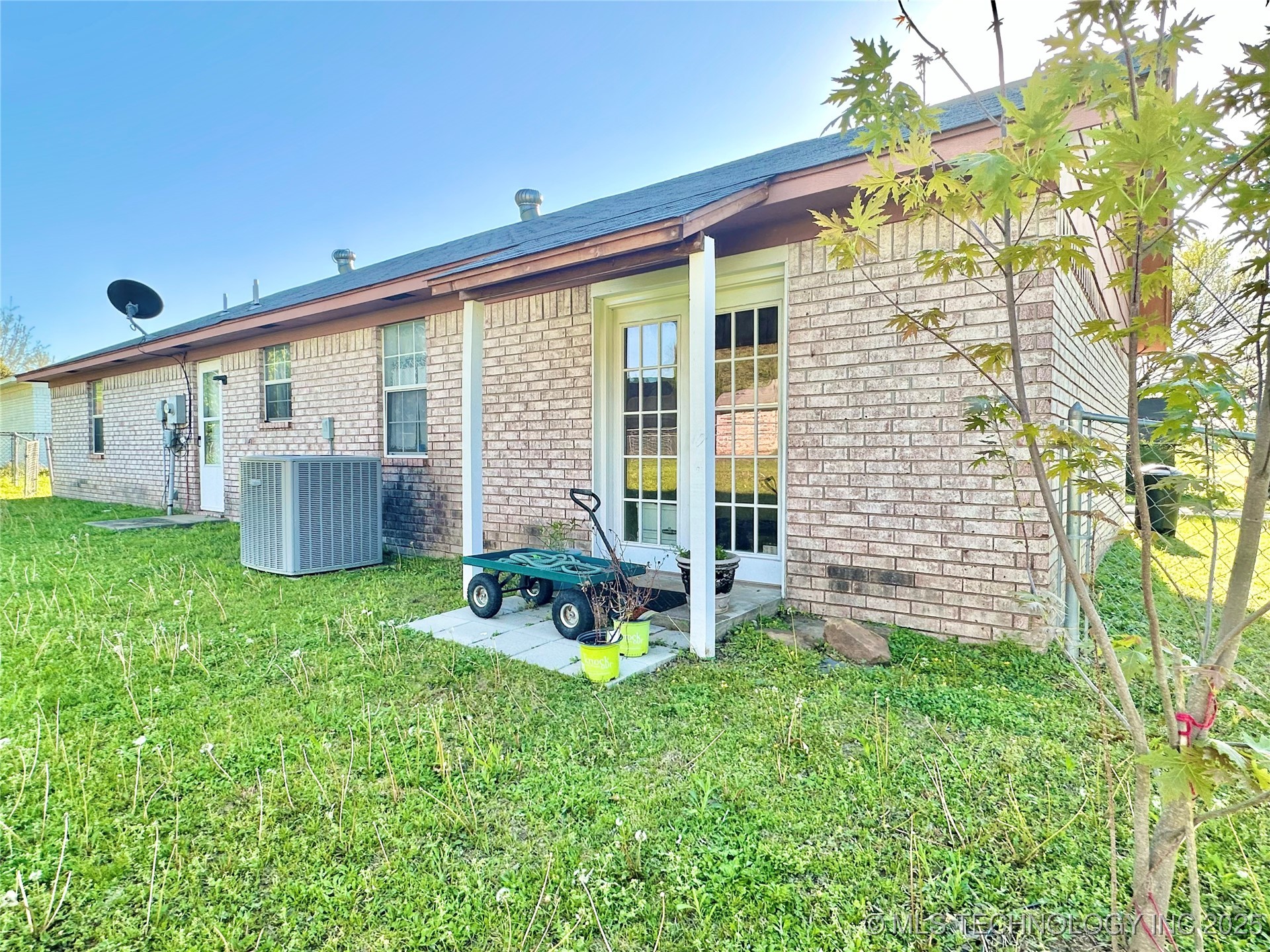 318 Ted Allen Lane Property Photo 24