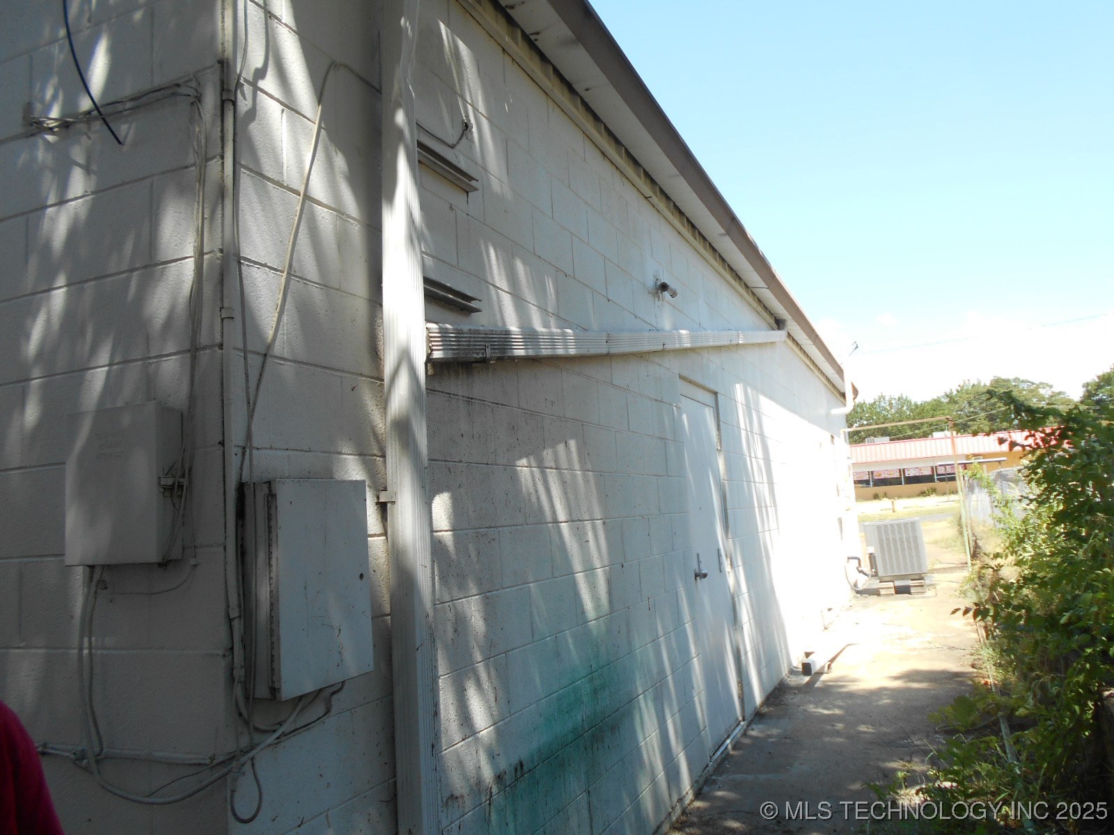 902 E Cherokee Street Property Photo 6