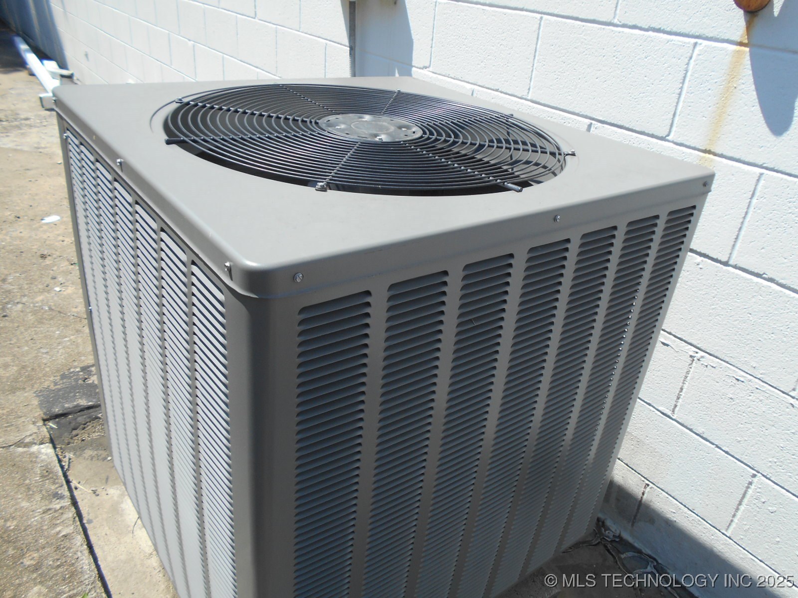 902 E Cherokee Street Property Photo 7