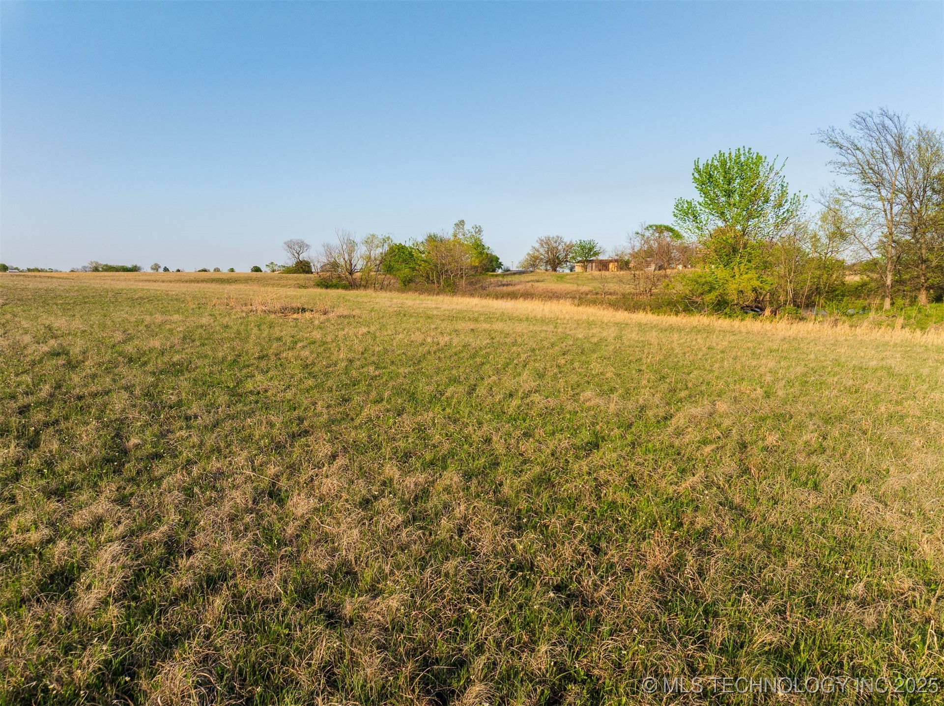 5 N Memorial Drive Property Photo 16