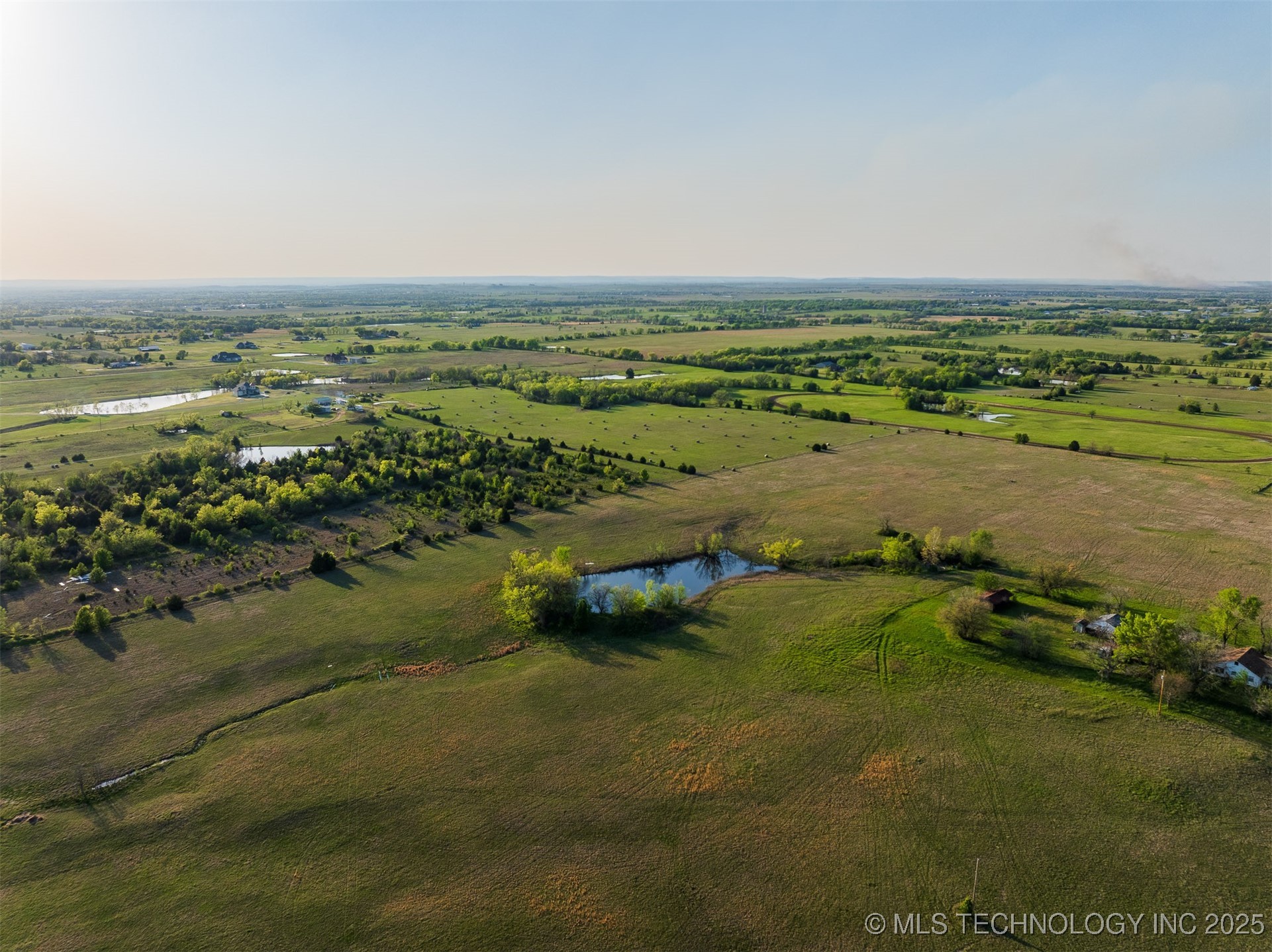 5 N Memorial Drive Property Photo 18