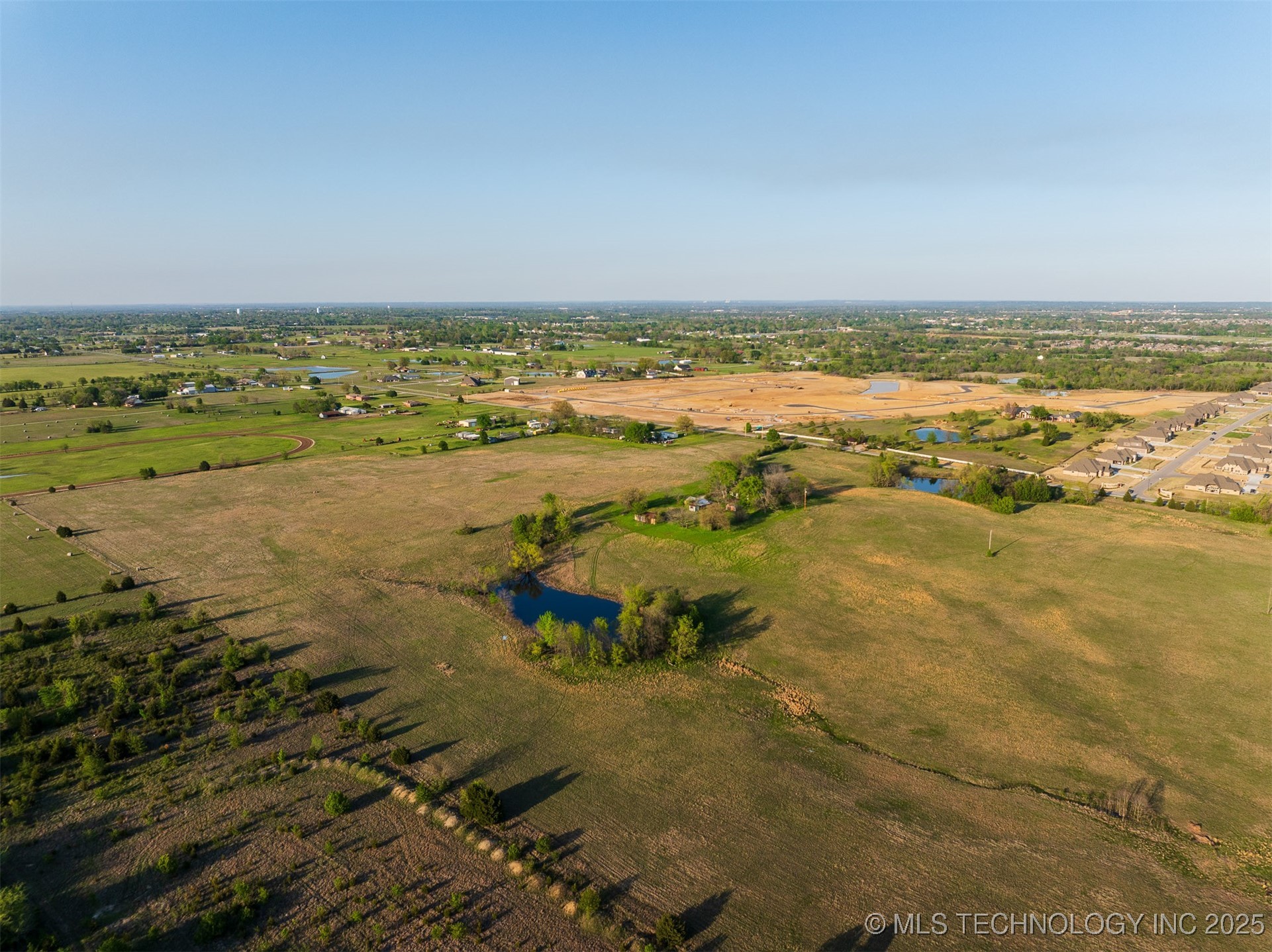 5 N Memorial Drive Property Photo 23