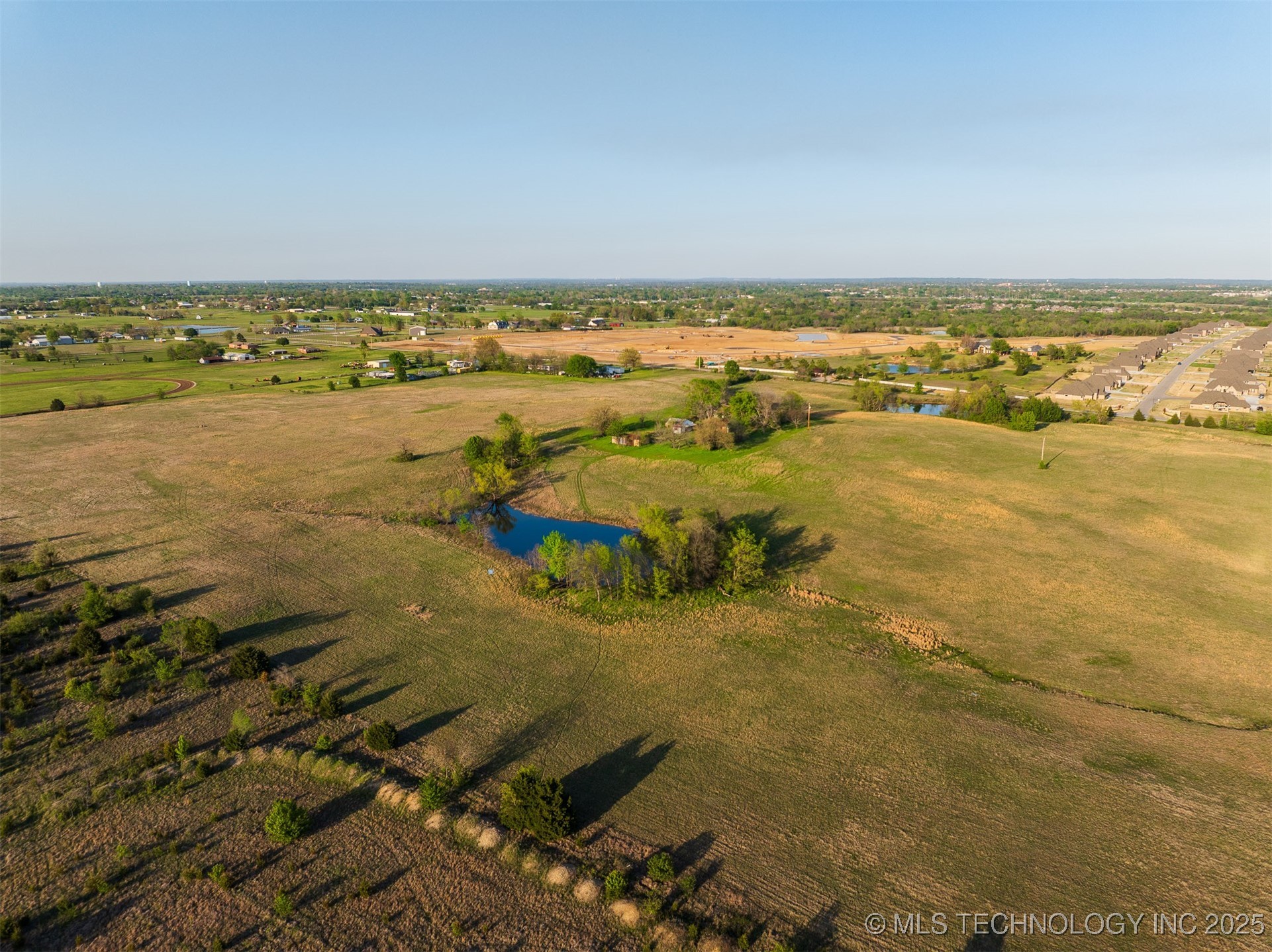 5 N Memorial Drive Property Photo 24