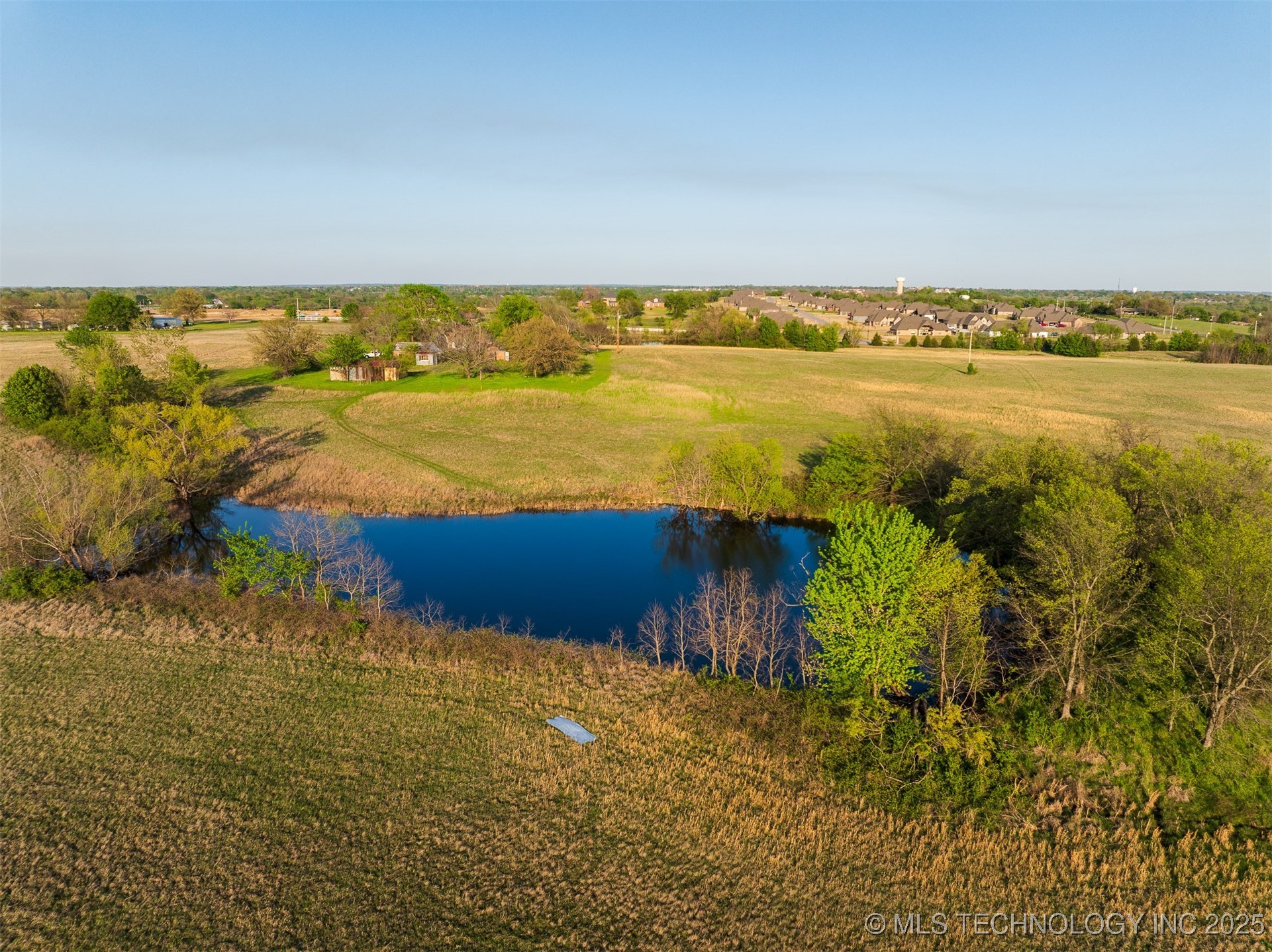 5 N Memorial Drive Property Photo 25