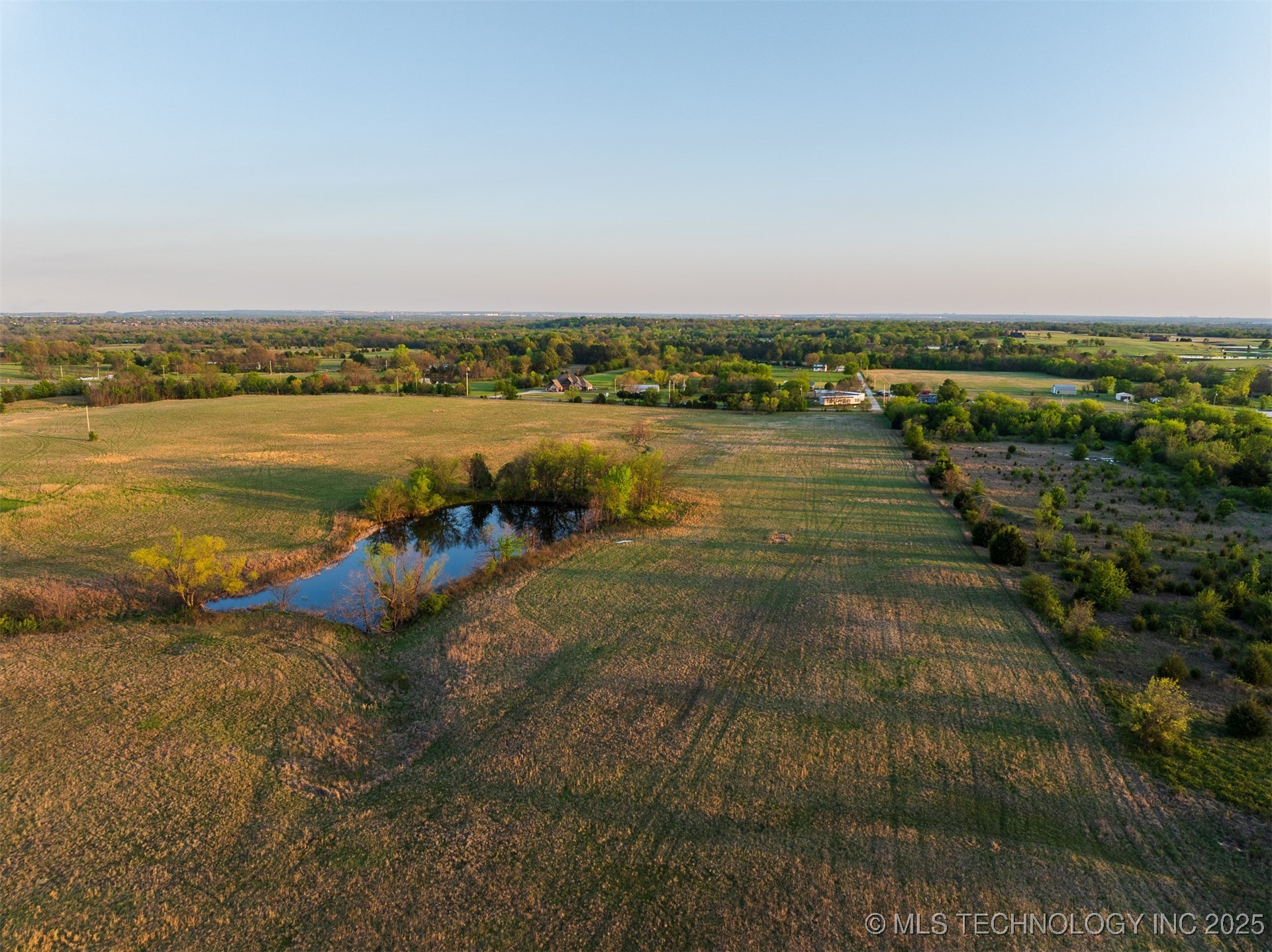 5 N Memorial Drive Property Photo 27