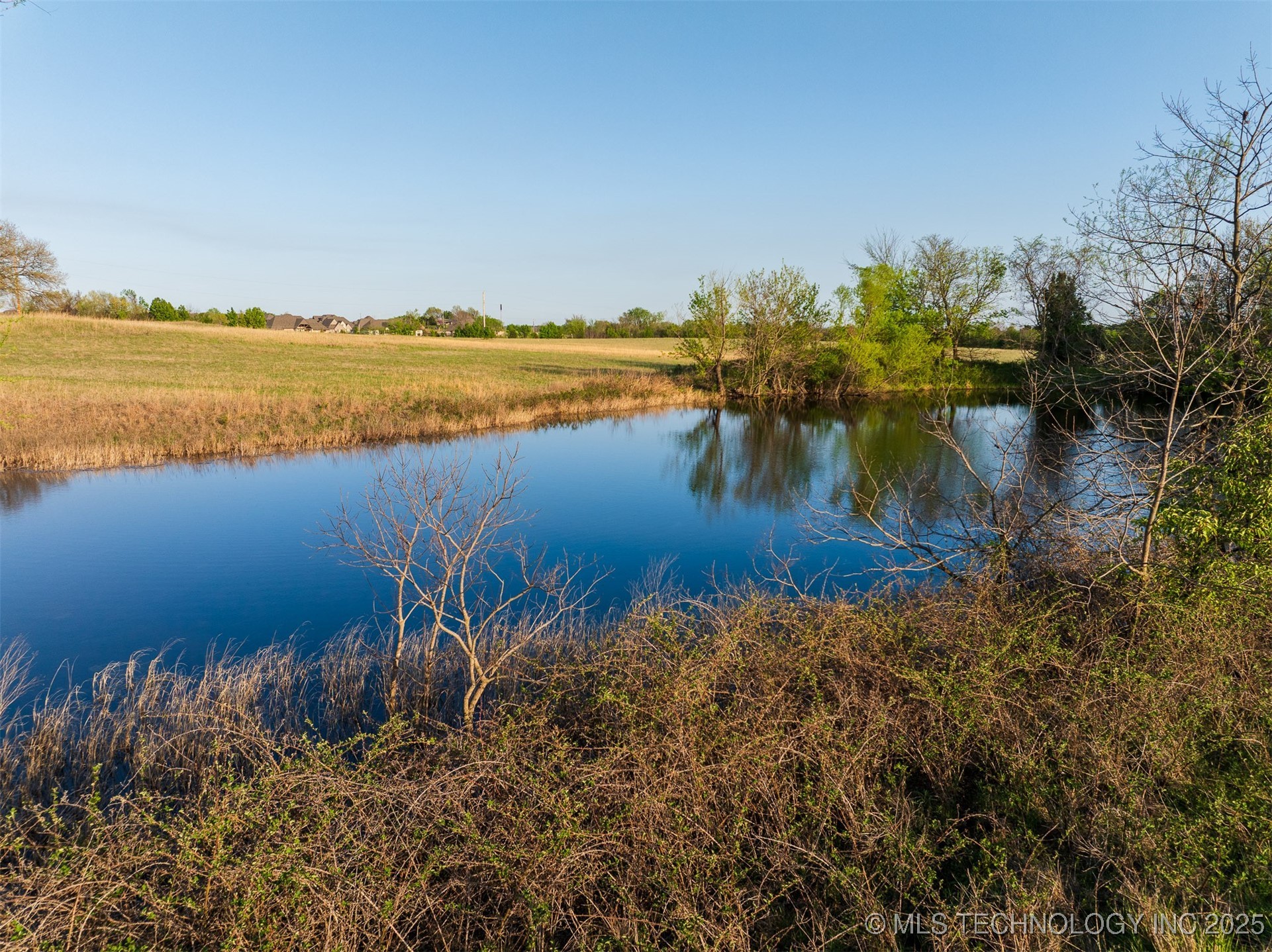 5 N Memorial Drive Property Photo 30