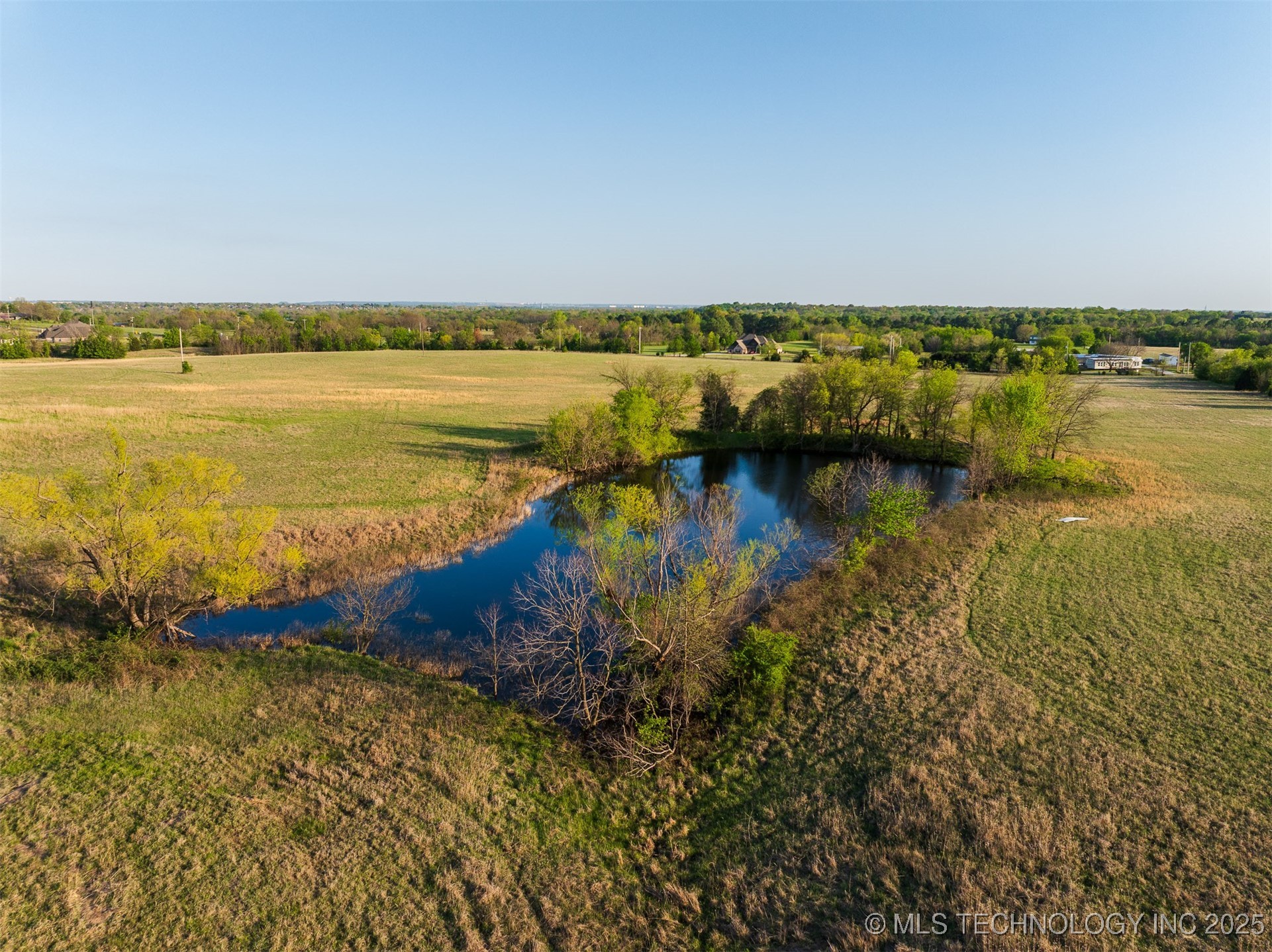 5 N Memorial Drive Property Photo 32