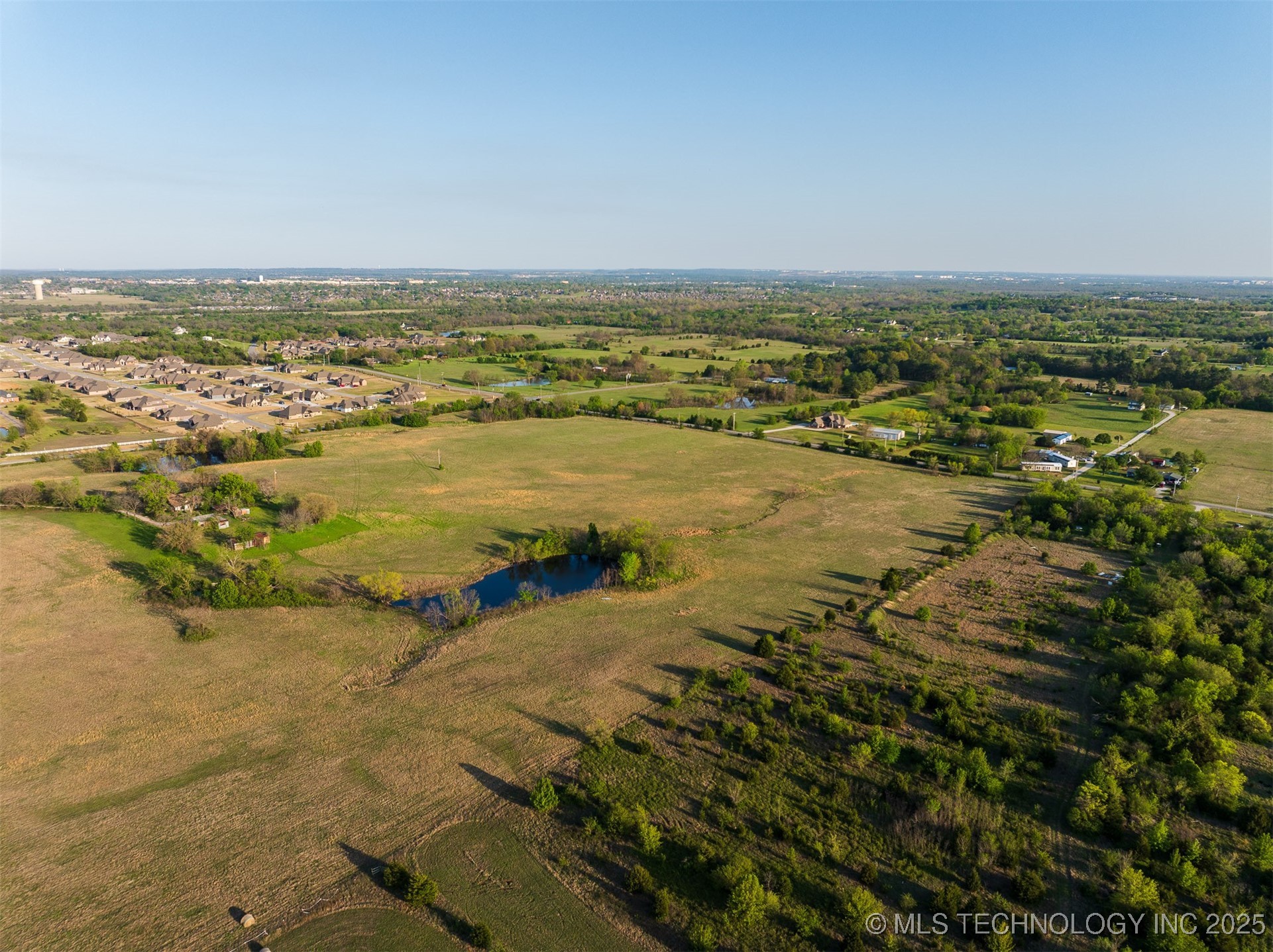 5 N Memorial Drive Property Photo 34