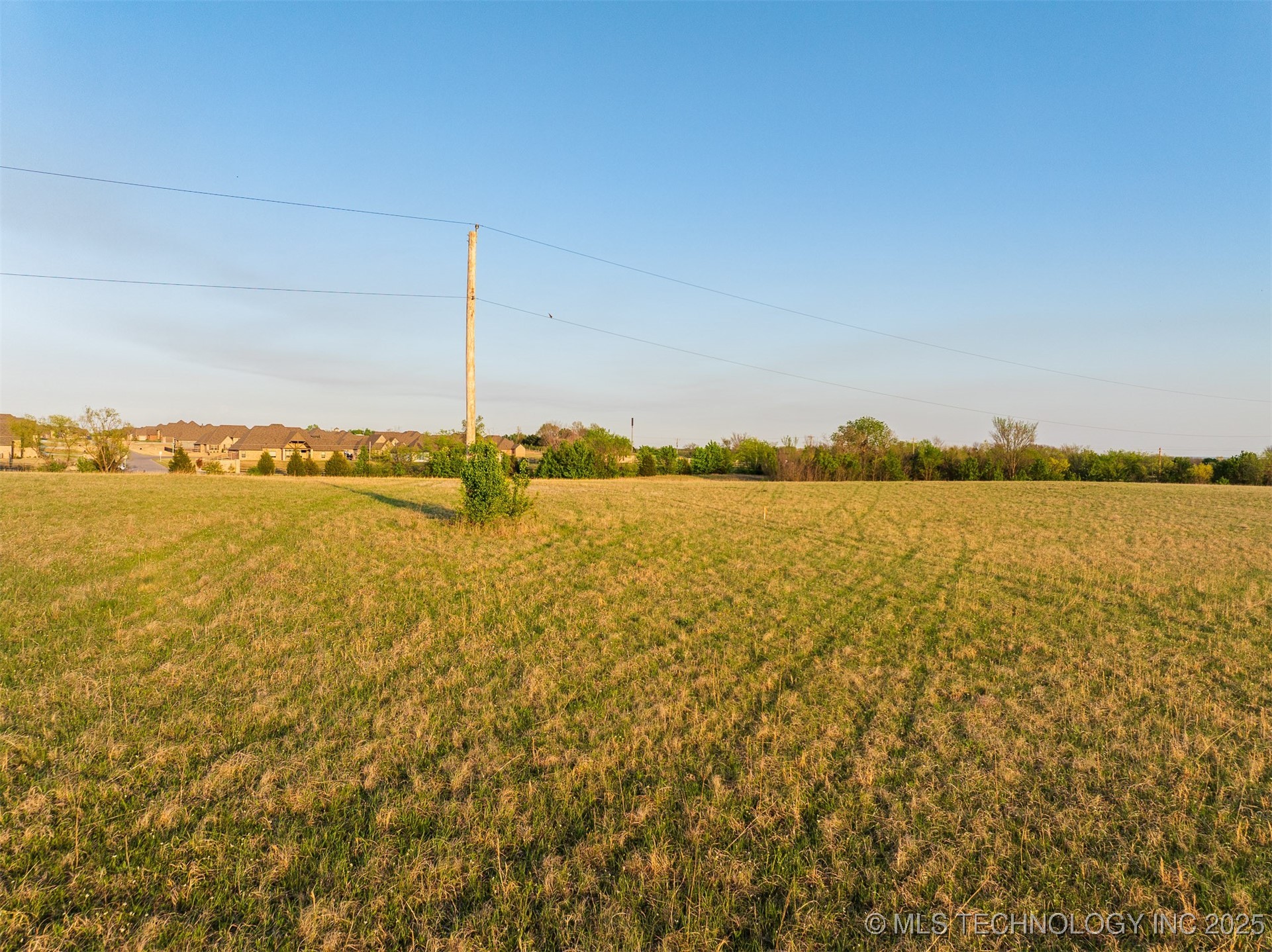 9 N Memorial Drive Property Photo 12