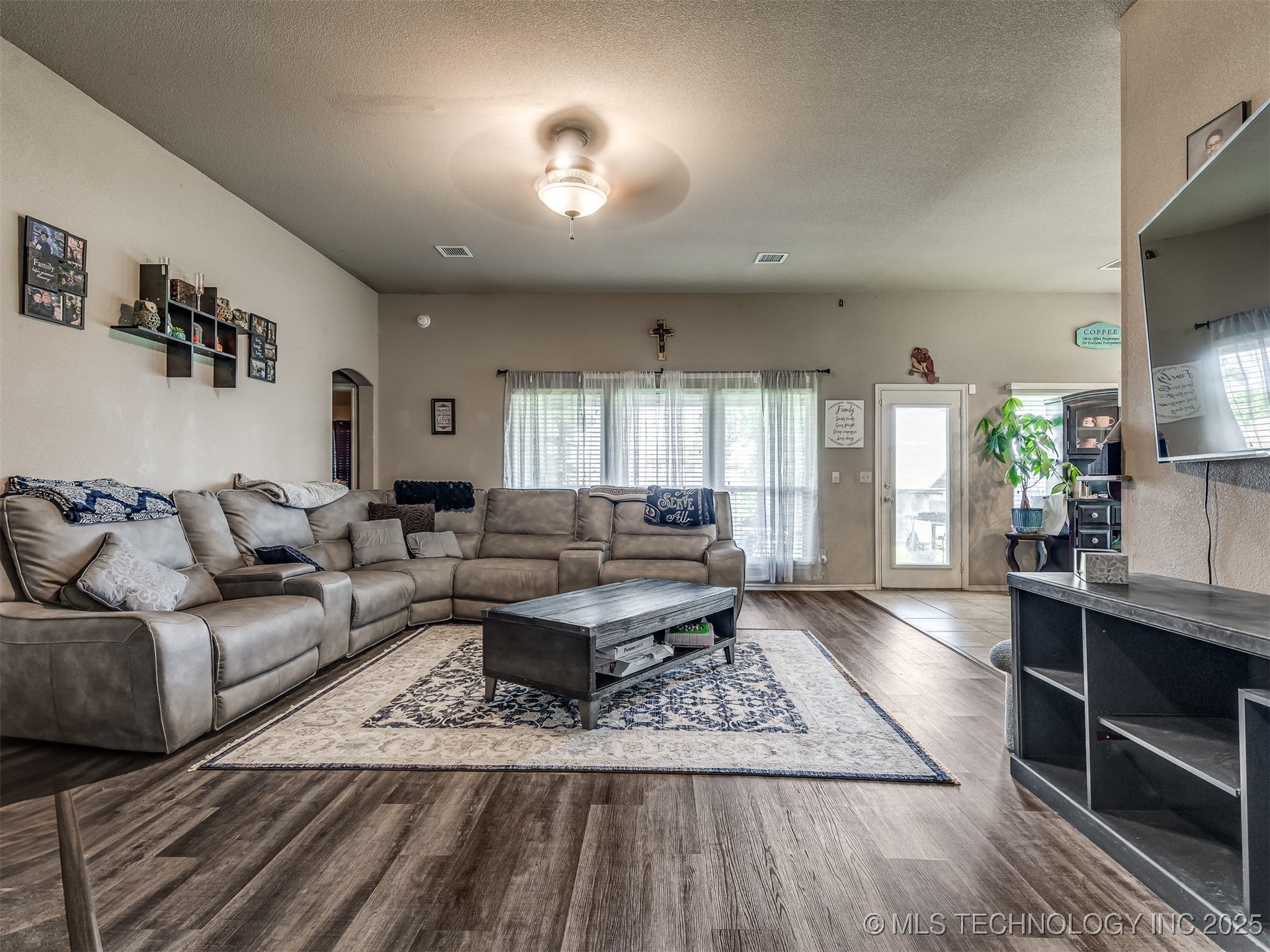 9302 N 98th East Court Property Photo 13