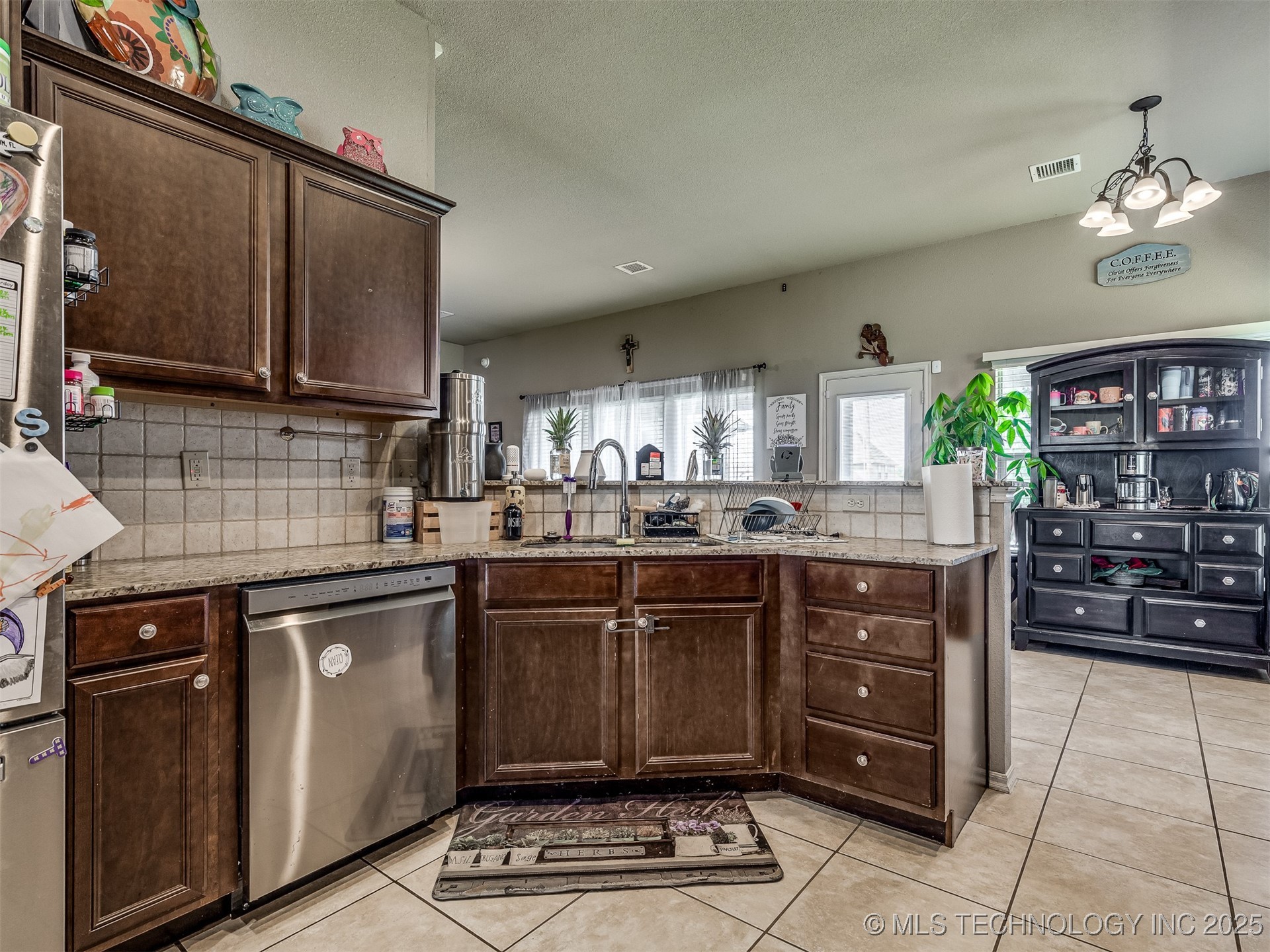 9302 N 98th East Court Property Photo 21