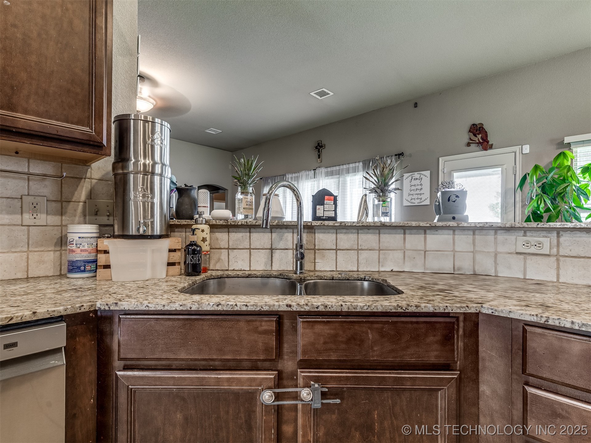 9302 N 98th East Court Property Photo 24