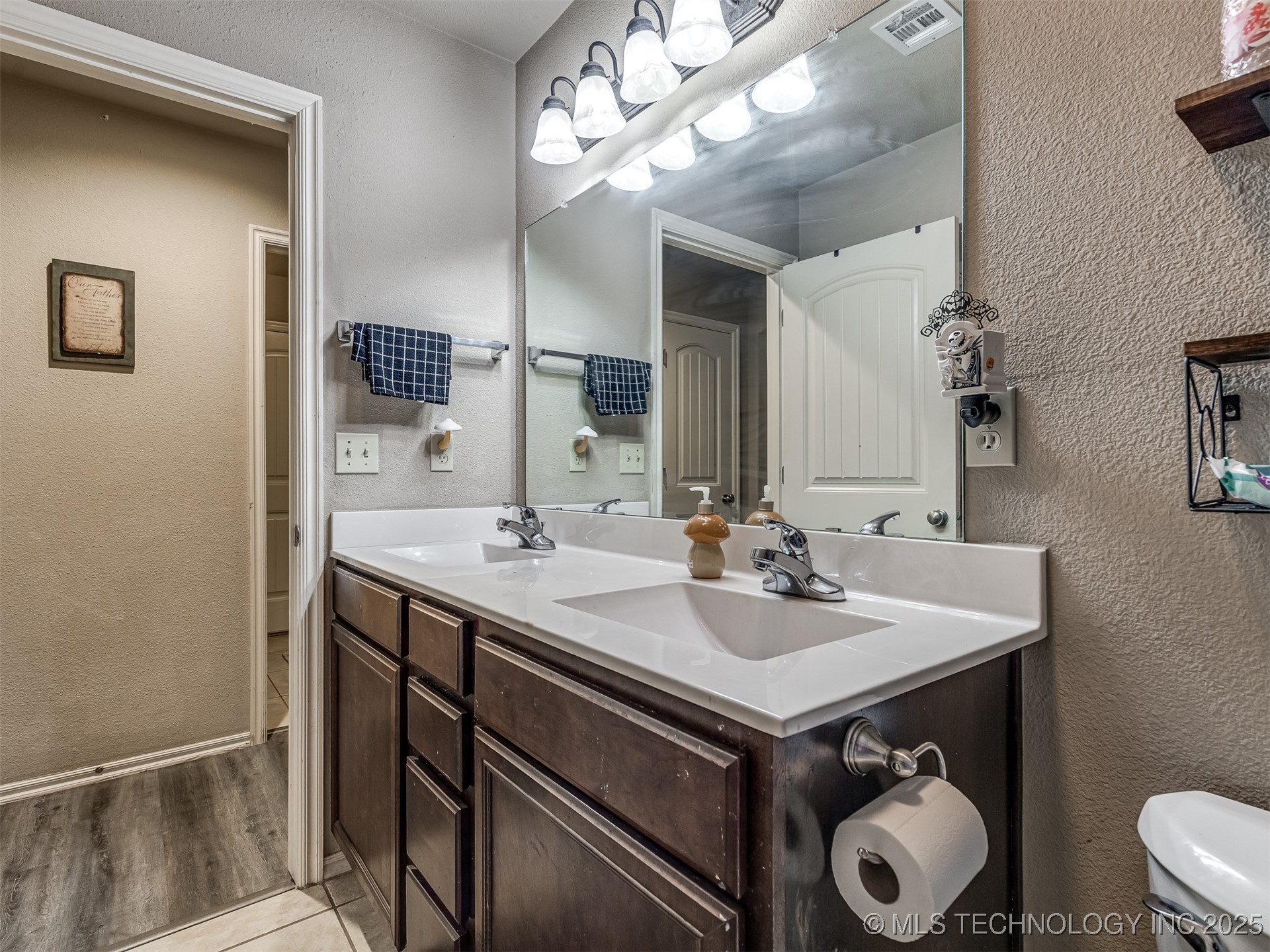 9302 N 98th East Court Property Photo 52