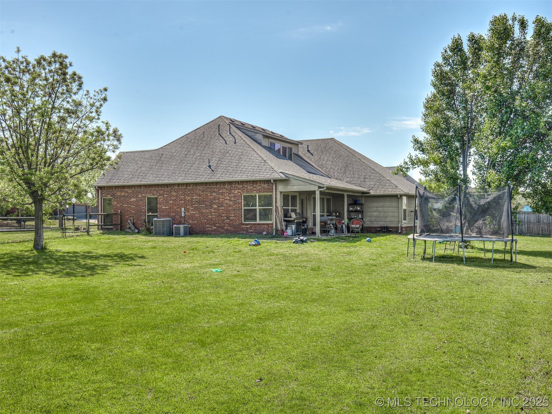 9302 N 98th East Court Property Photo 73