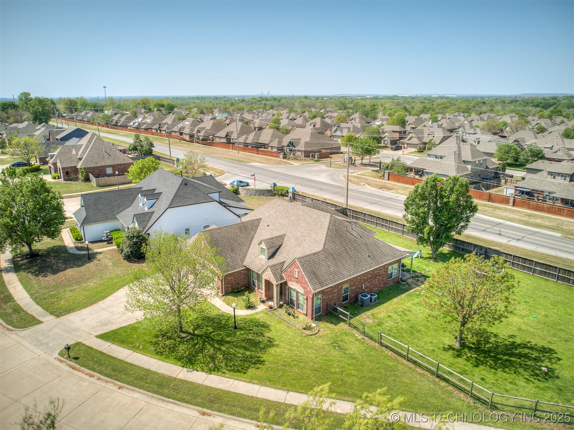 9302 N 98th East Court Property Photo 80