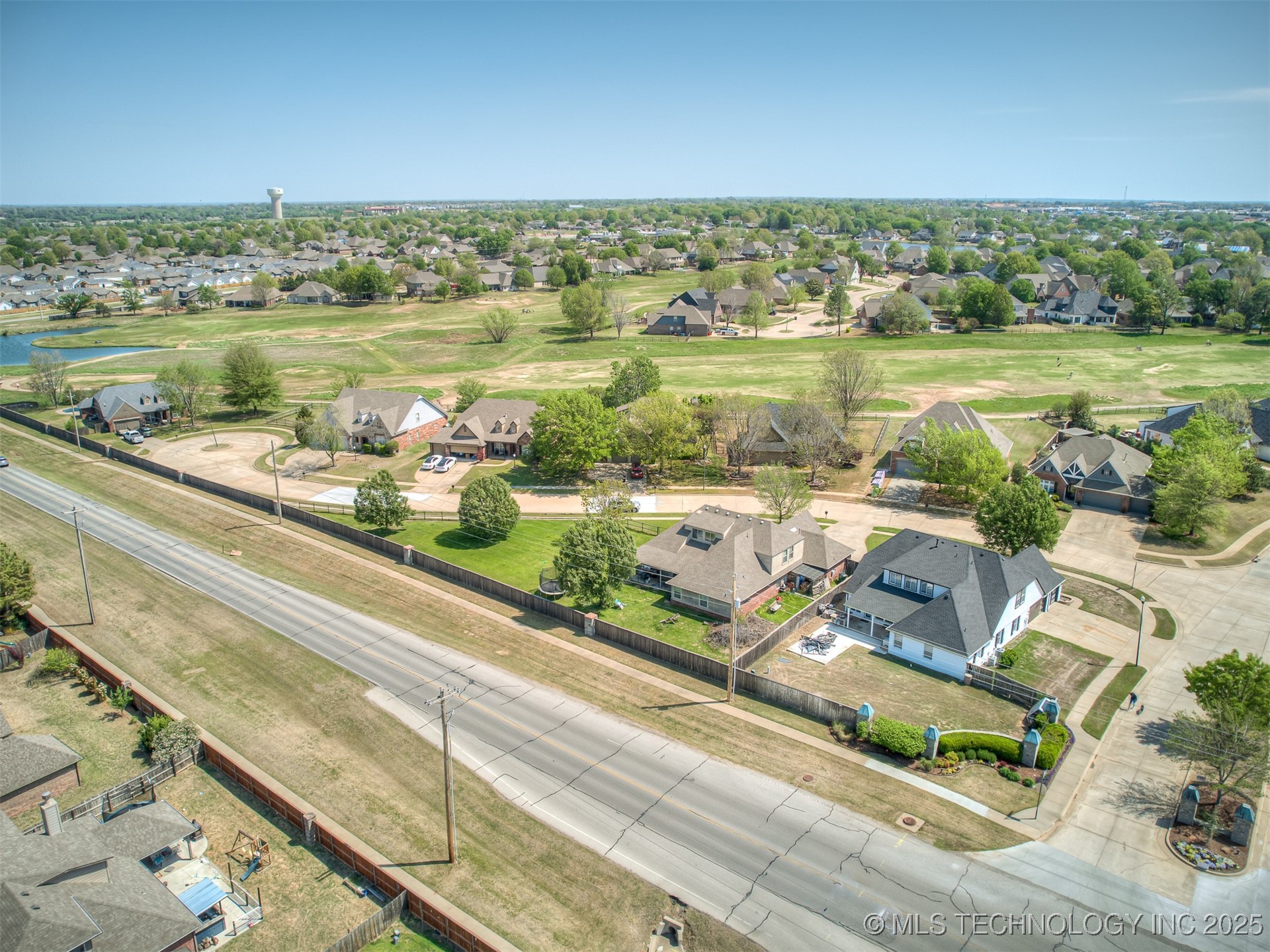 9302 N 98th East Court Property Photo 85