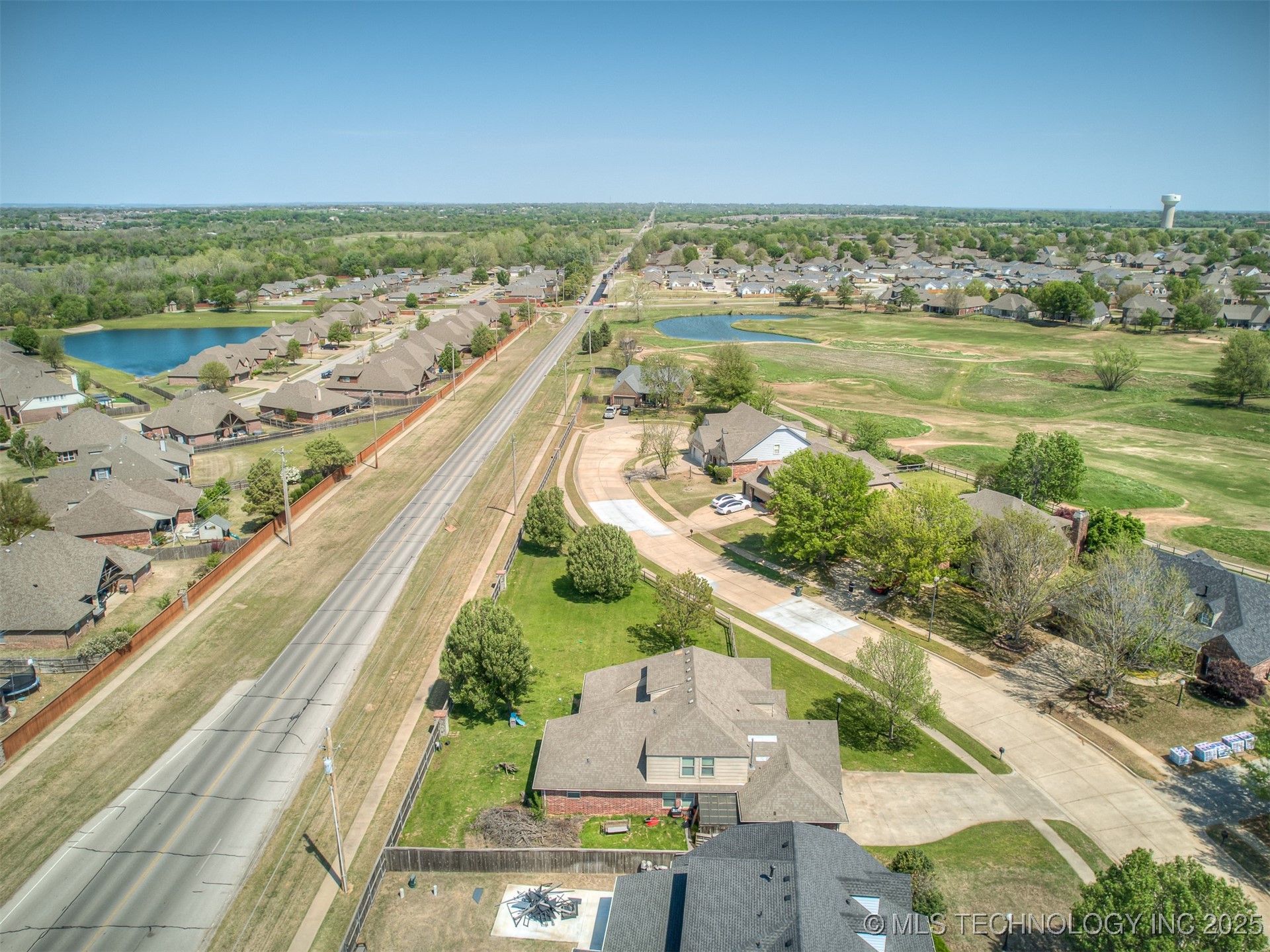 9302 N 98th East Court Property Photo 86