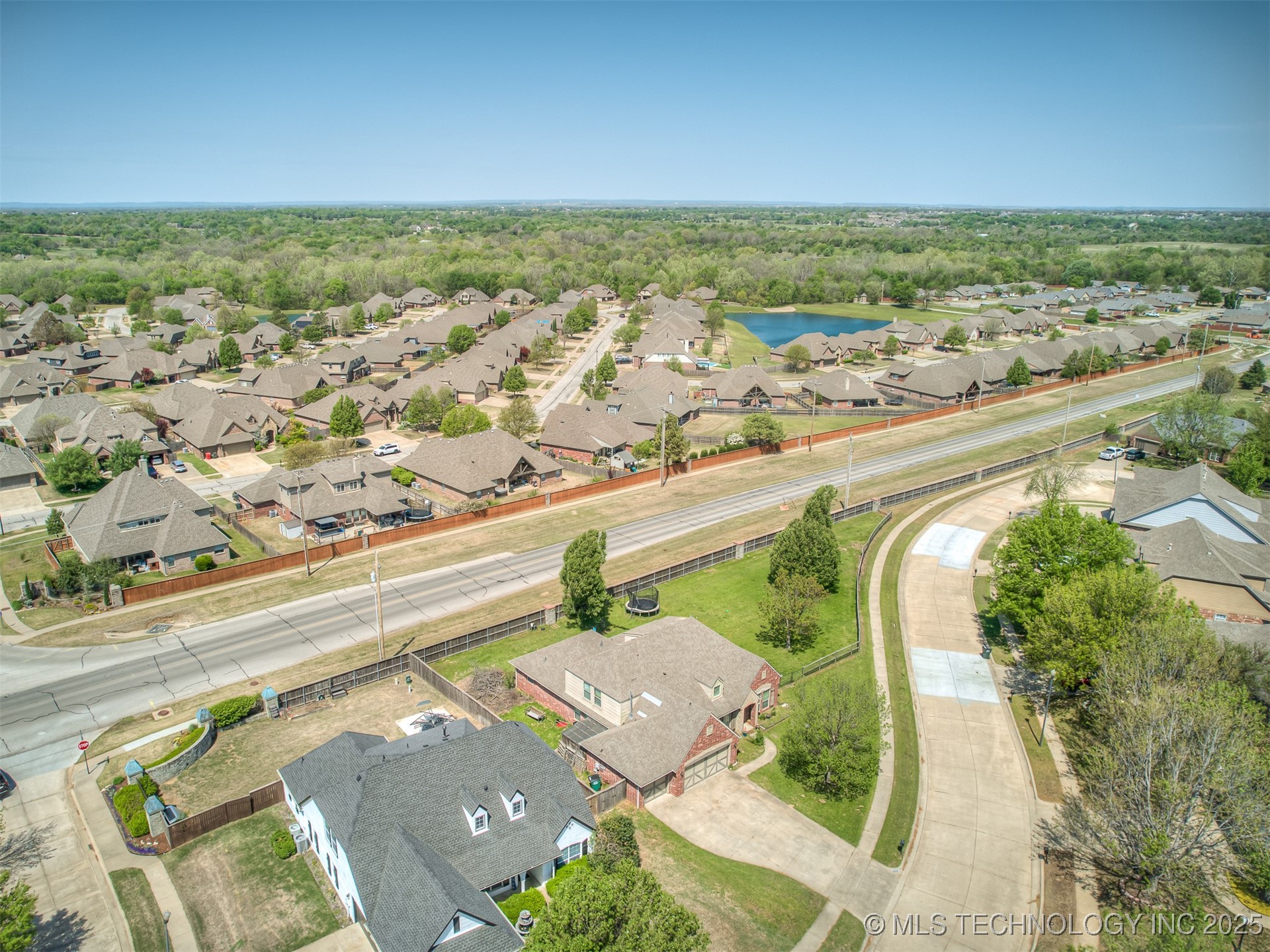 9302 N 98th East Court Property Photo 87