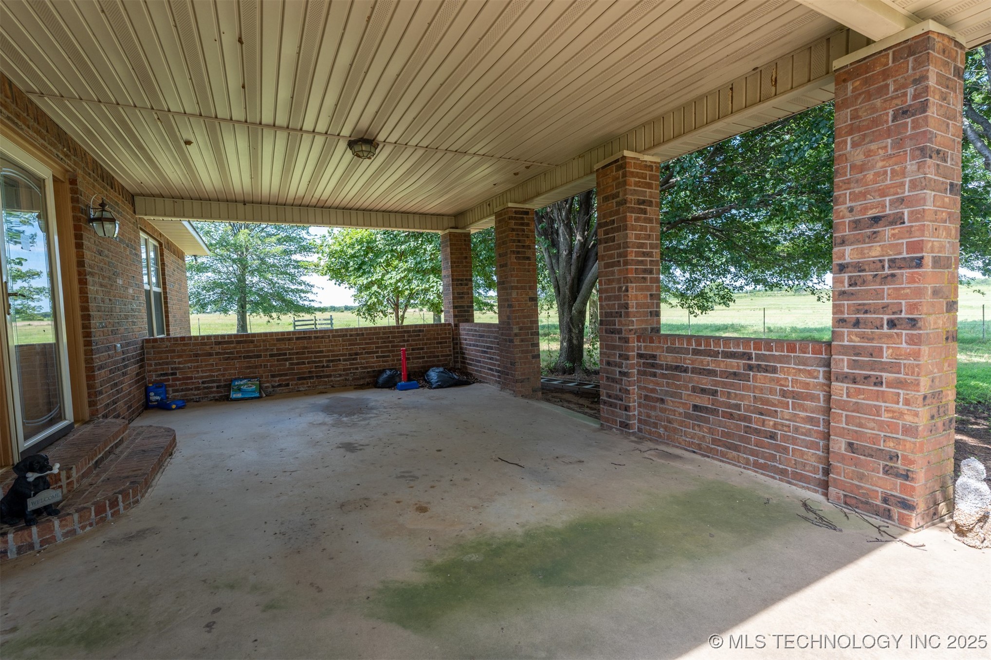 384045 E 1040 Road Property Photo 13