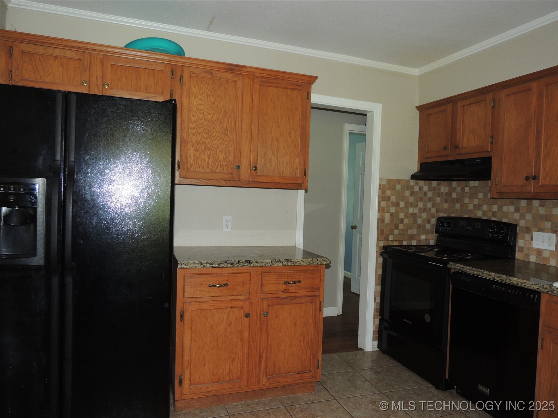 906 S 85th East Avenue Property Photo 22