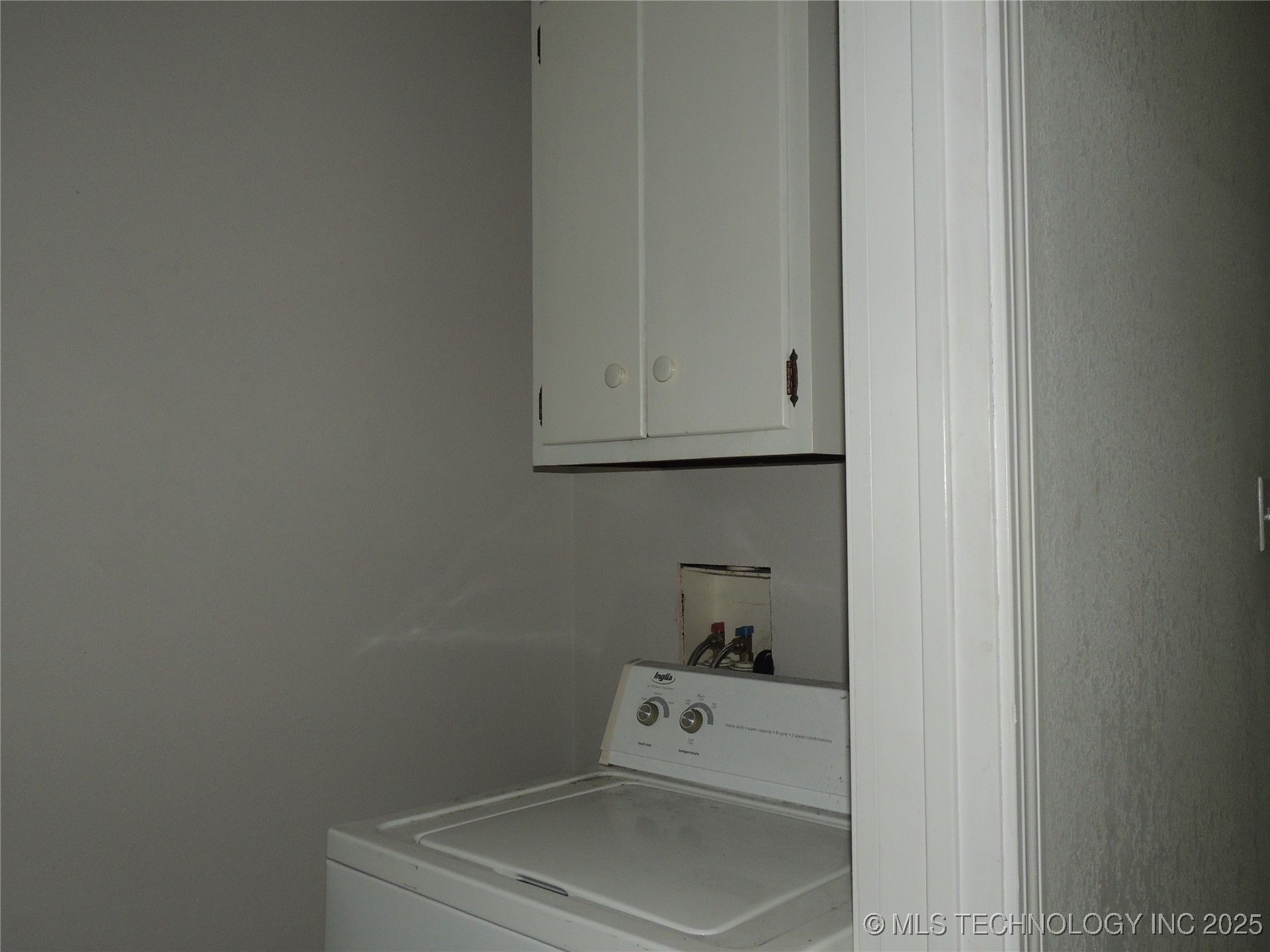 906 S 85th East Avenue Property Photo 45