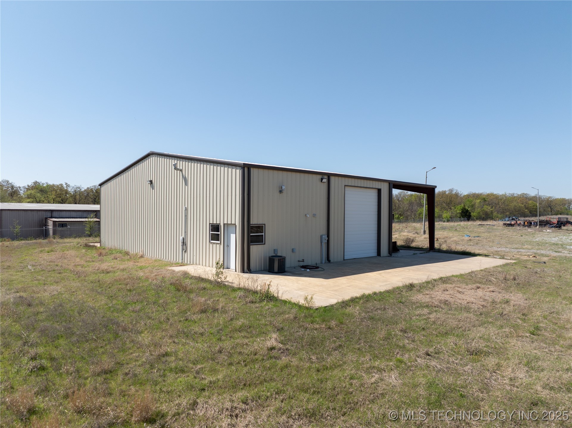 20 Westinghouse Property Photo 6