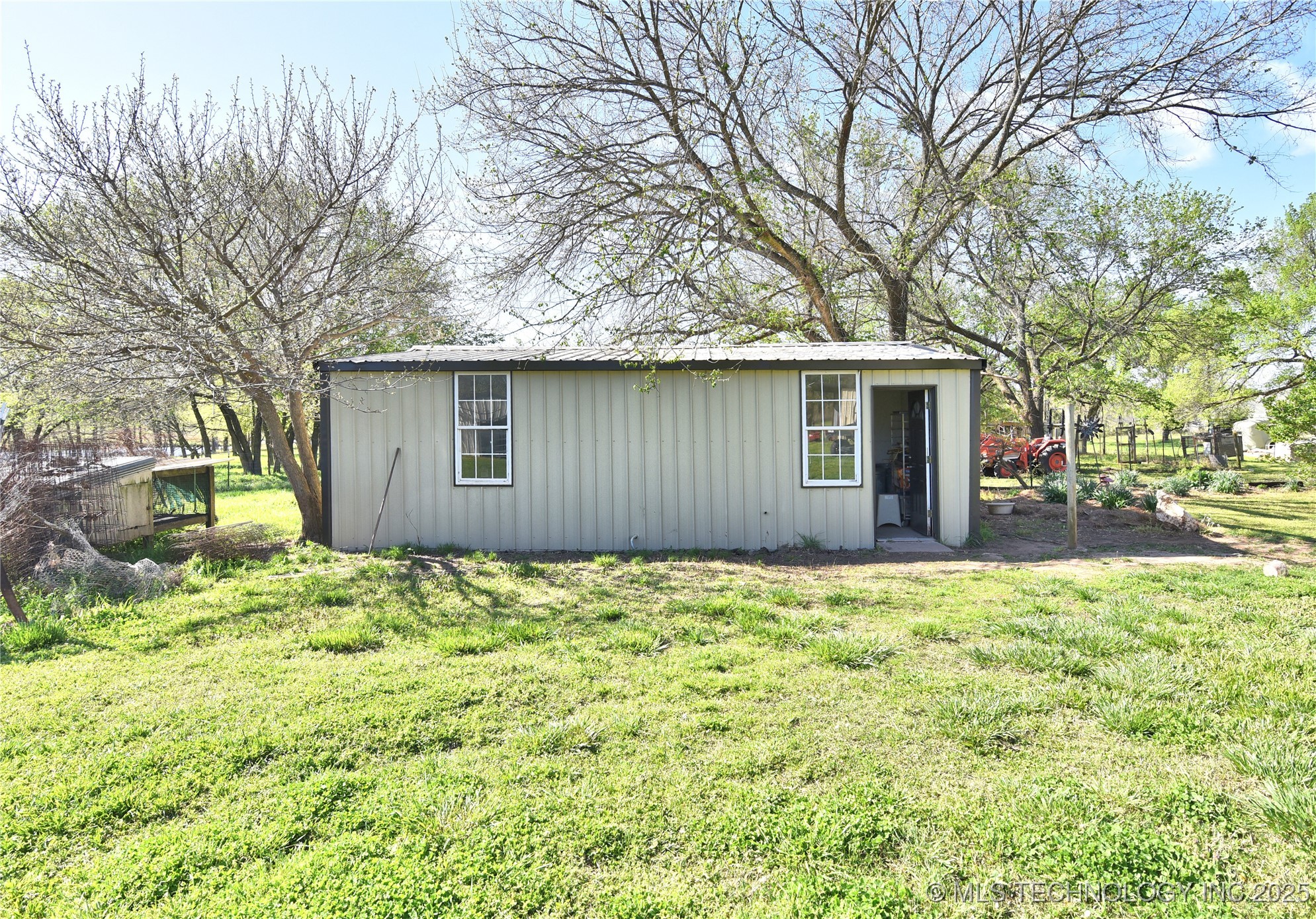 20536 S 417th West Avenue Property Photo 11