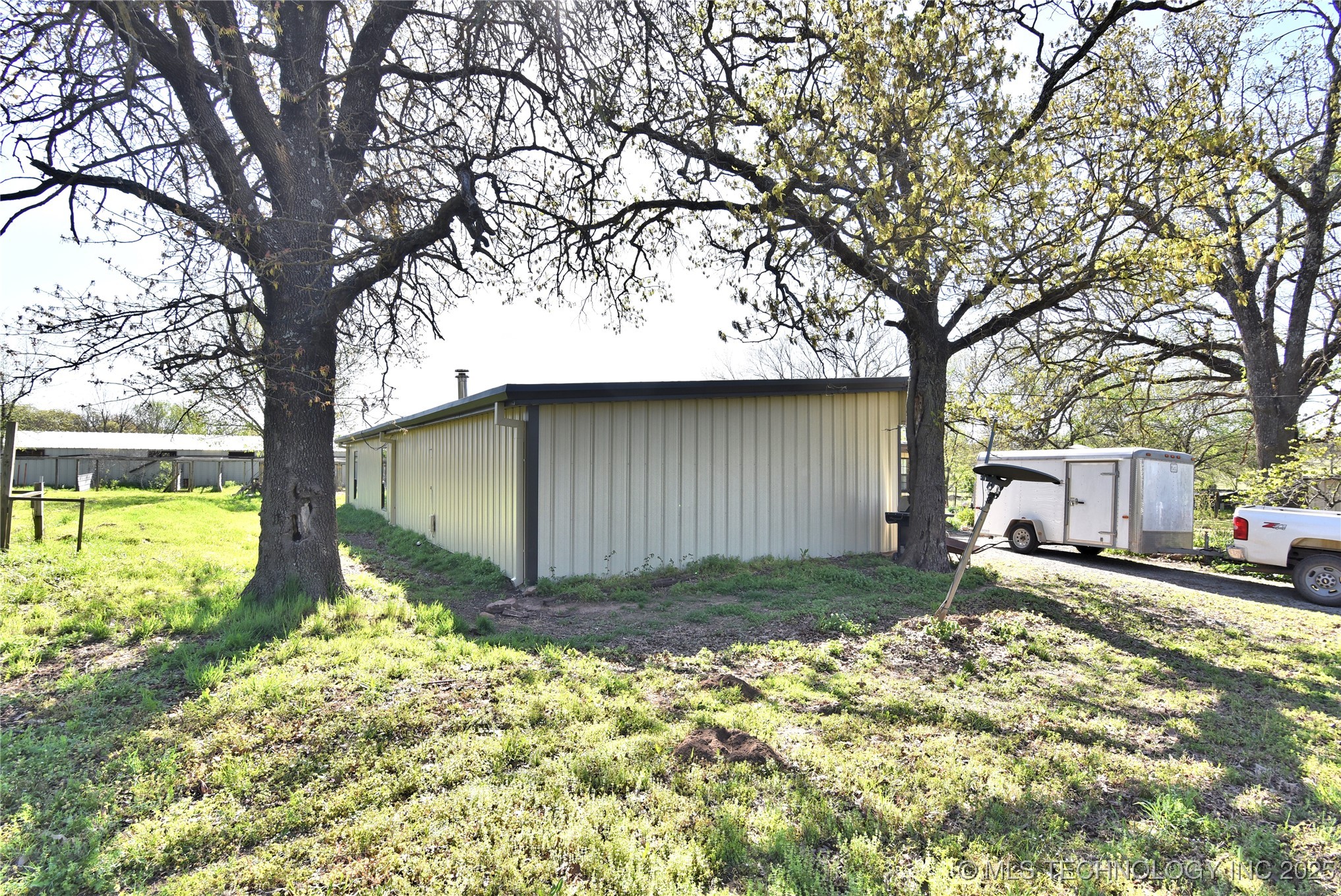 20536 S 417th West Avenue Property Photo 12