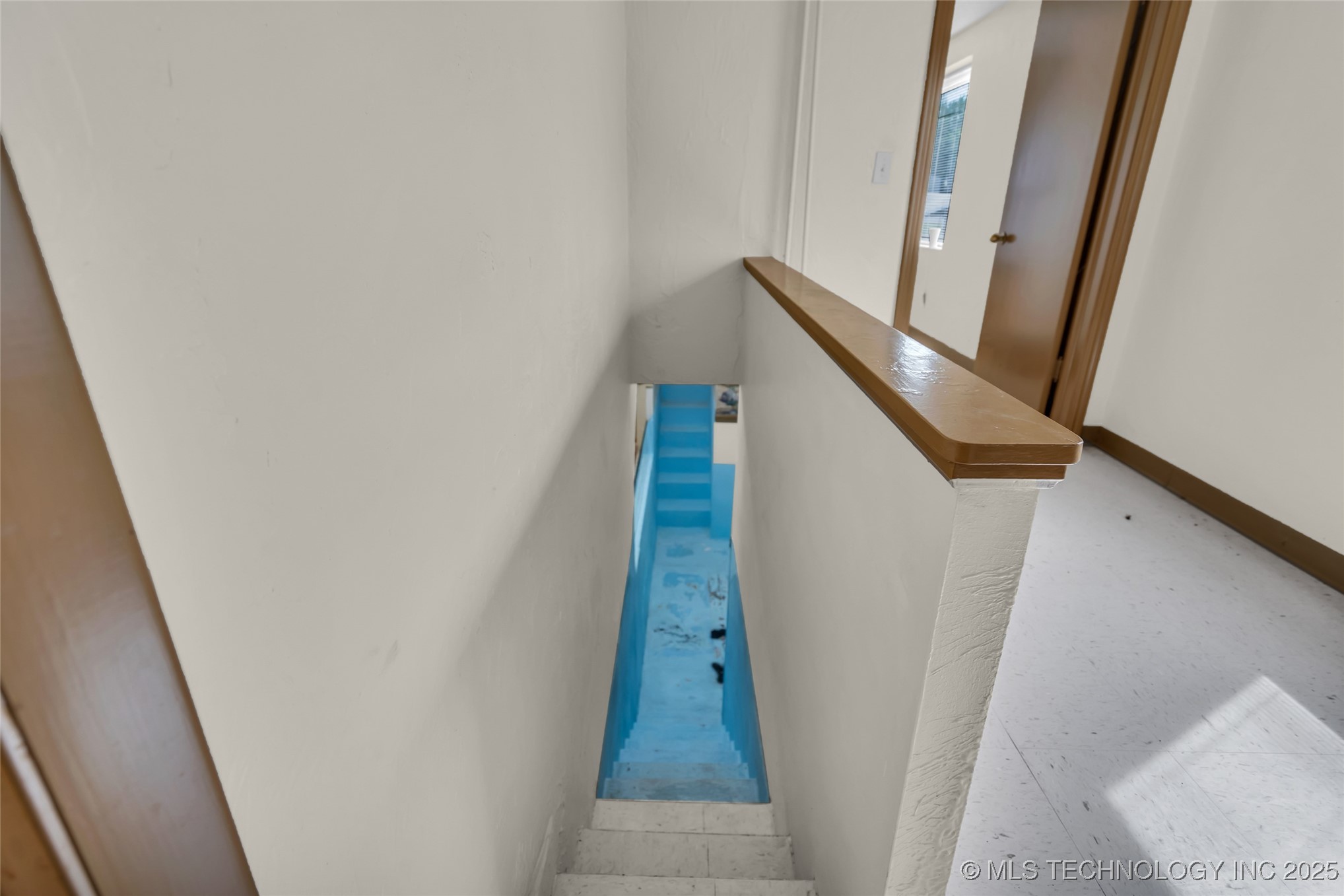 727 4th Street Property Photo 8