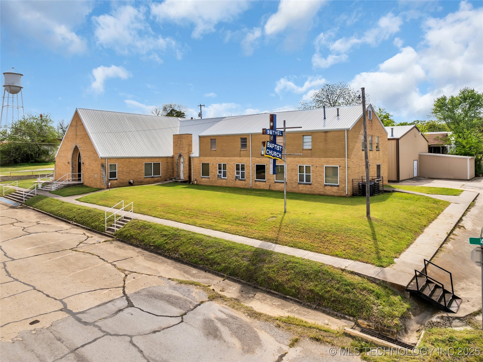 727 4th Street Property Photo 35